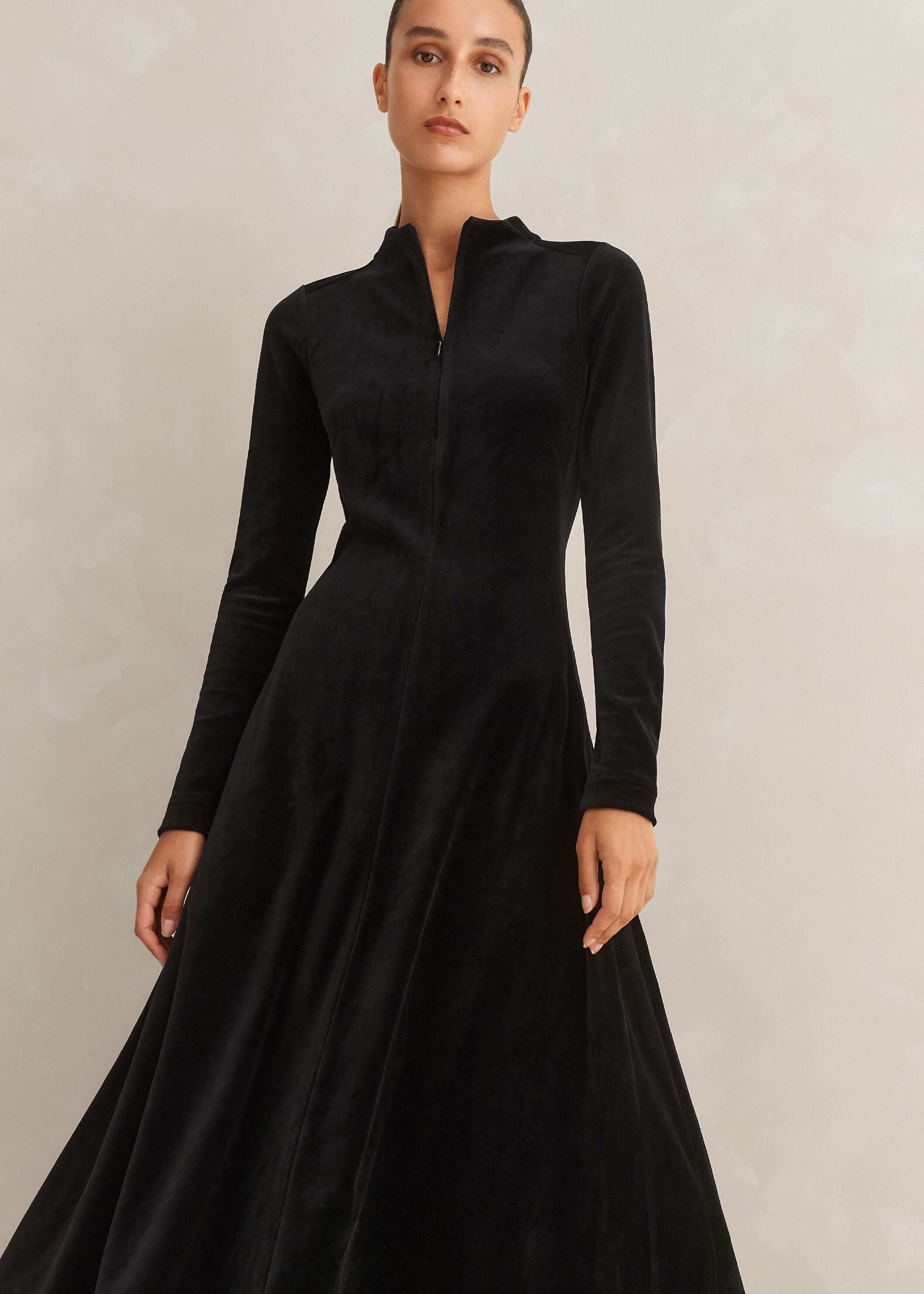 Women's Black Perfect Simplicity Stretch Velvet Maxi Dress | ME+EM