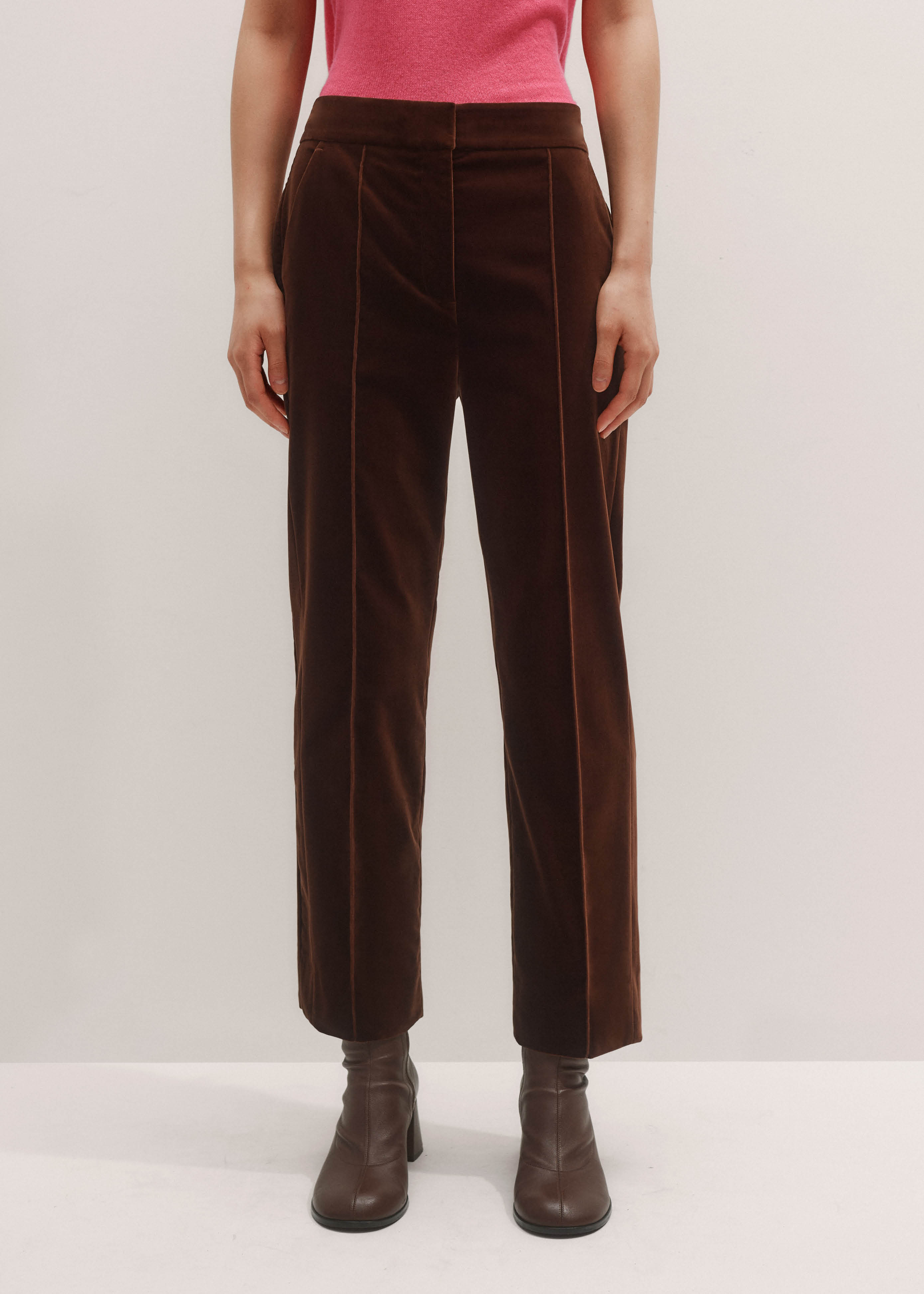 Slim Crop Trouser