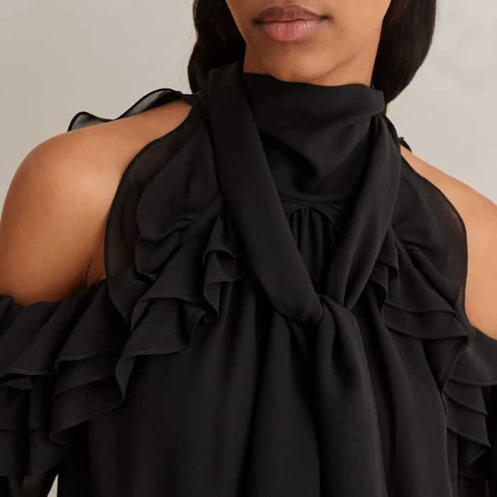 emm ensemblesleeve blouse 黒 emm ensemblesleeve blouse 黒 Women's Black Silk Statement