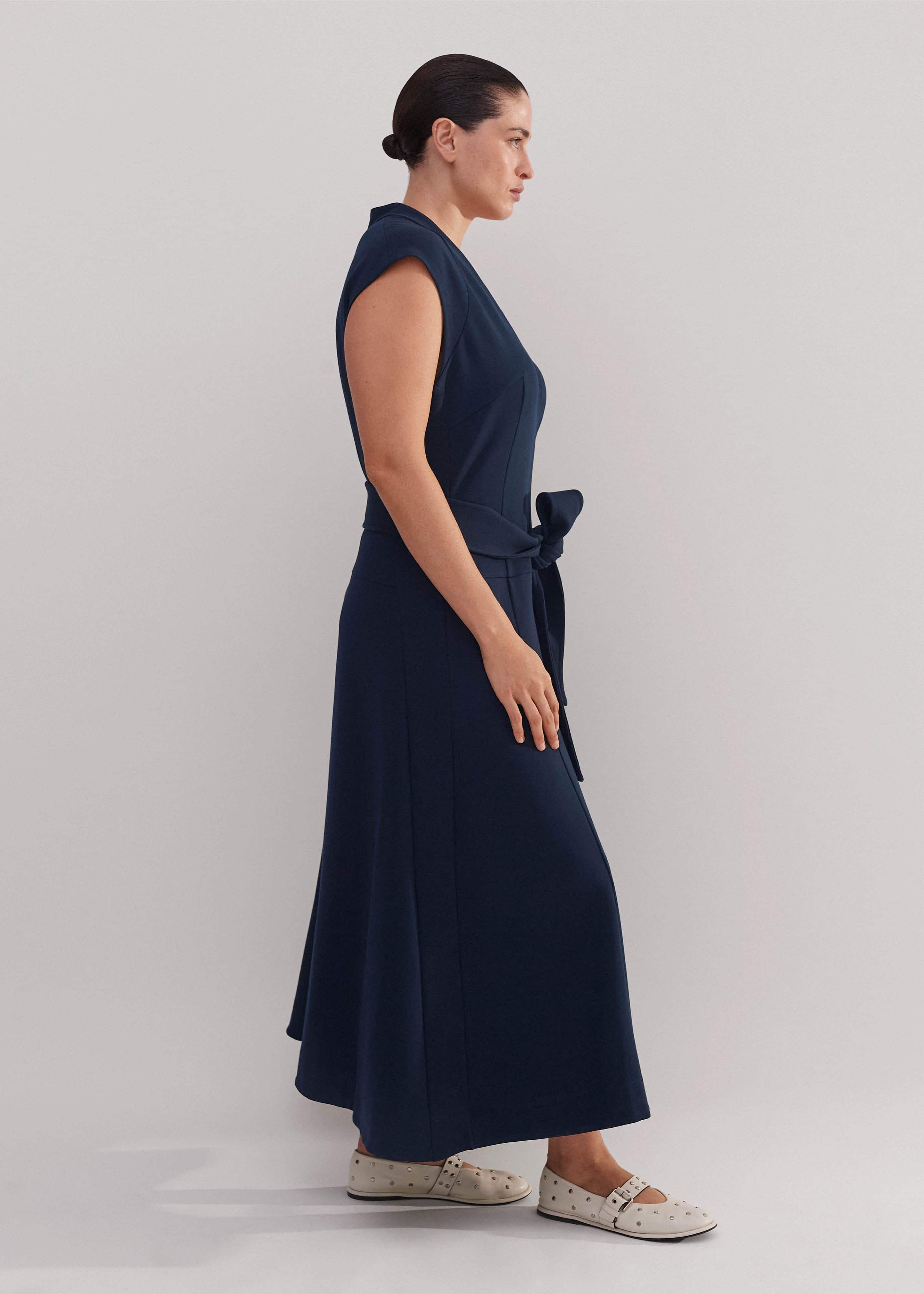 knee length dresses for ladies Lovely Lace Chain Belt Maxi Dress