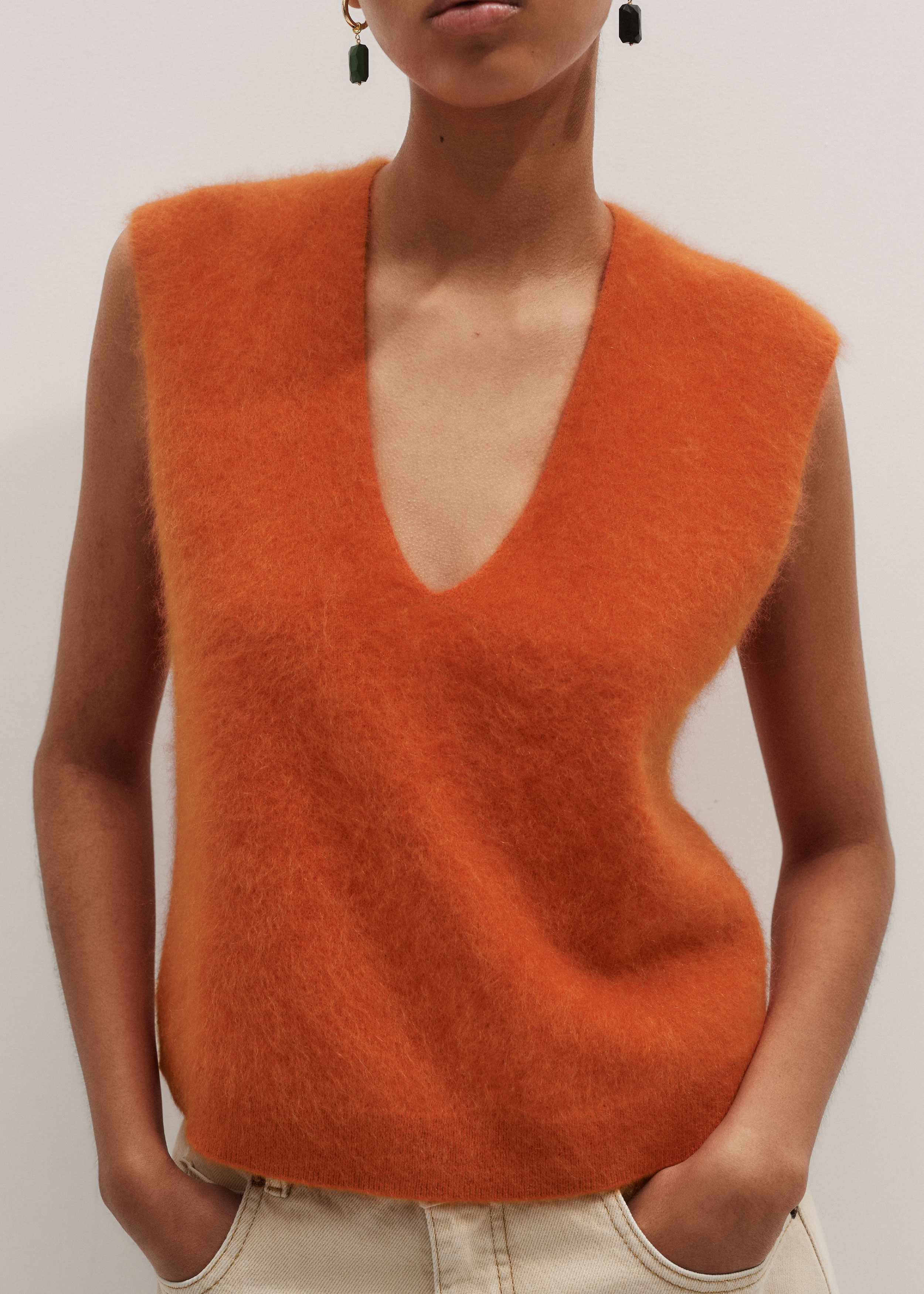 V-Neck Straight Vest