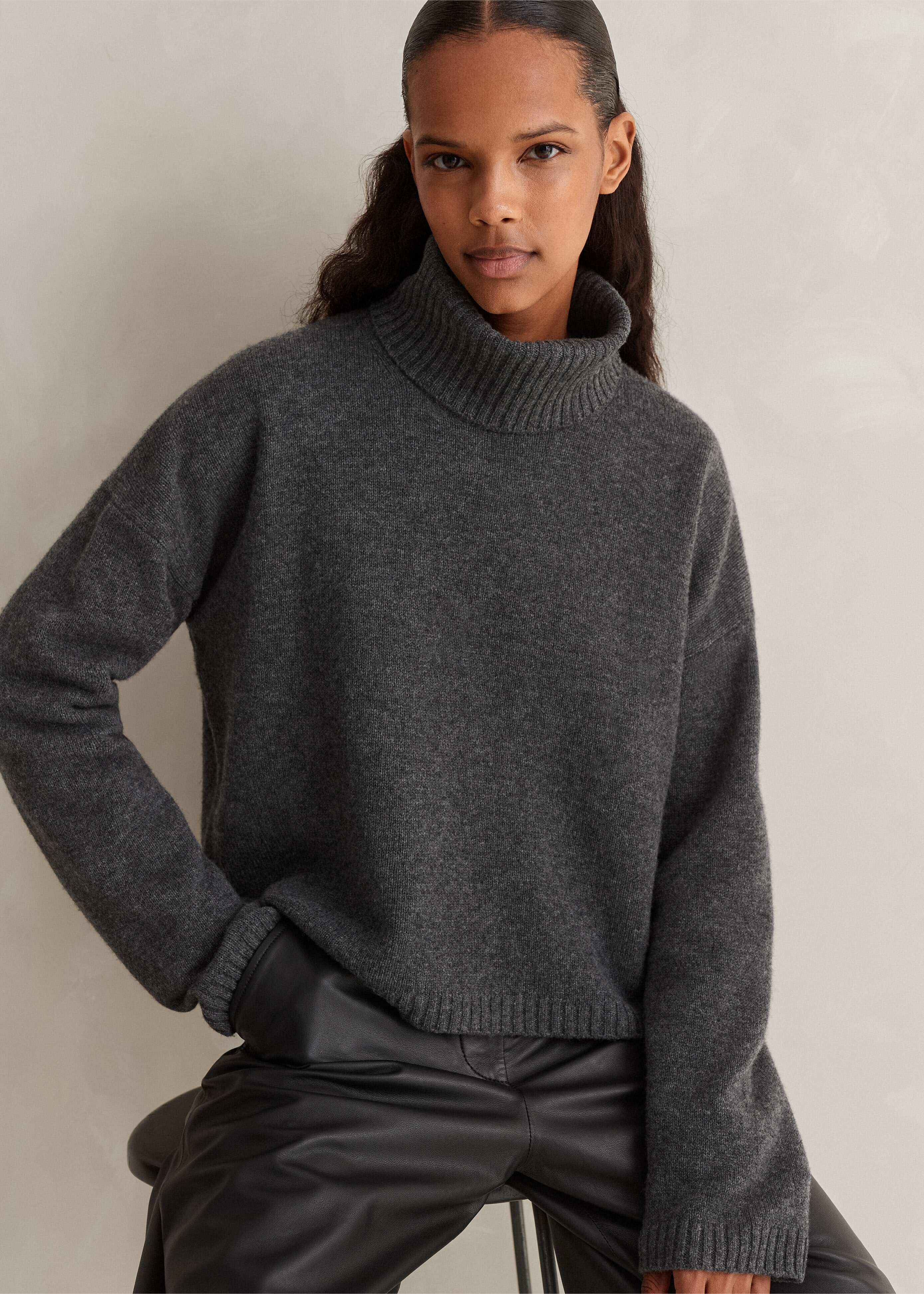 Women's Gray Merino Cashmere Relaxed Crop Sweater + Snood | ME+EM