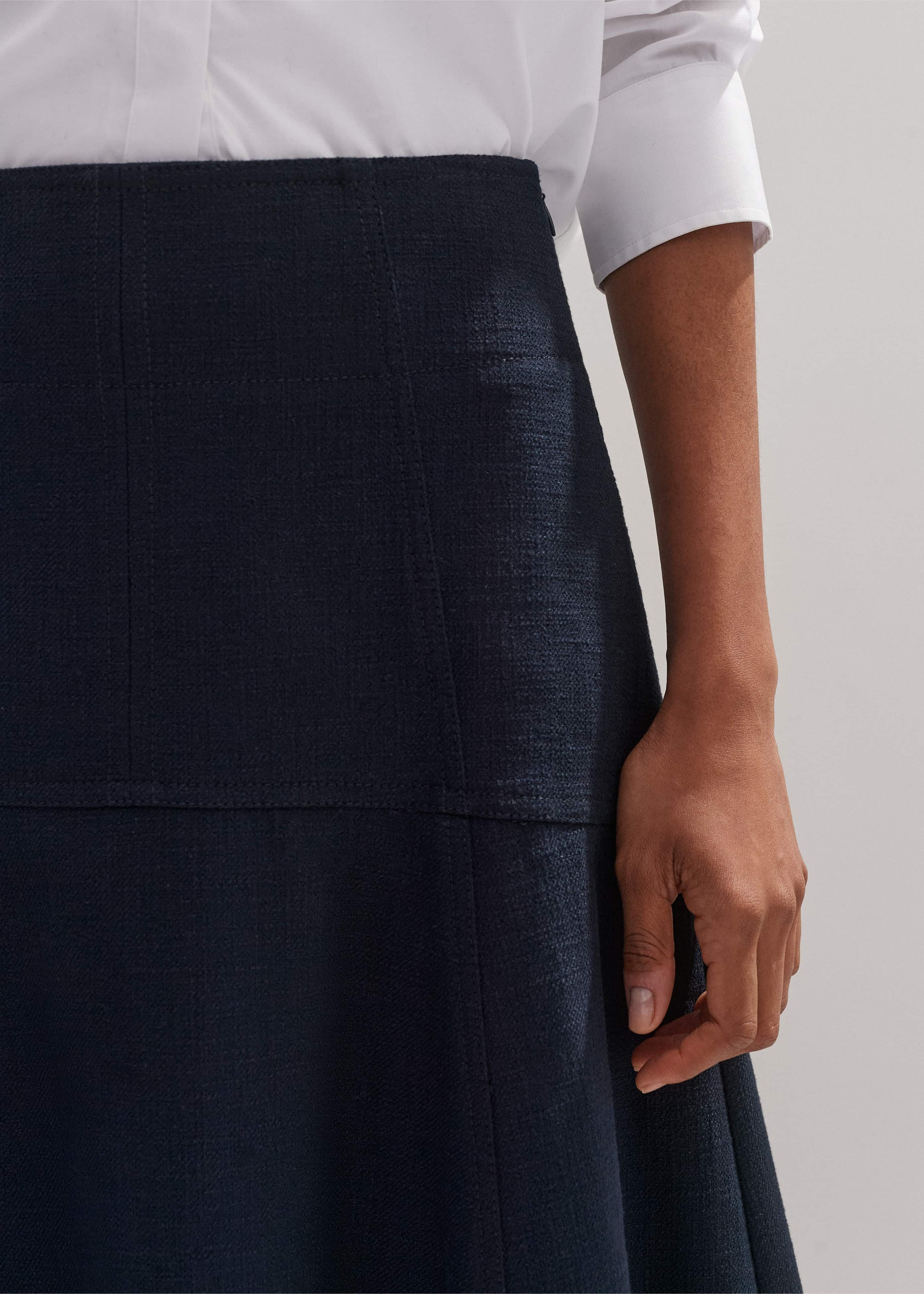 Women's Navy Textured Cotton-Blend Skirt | ME+EM