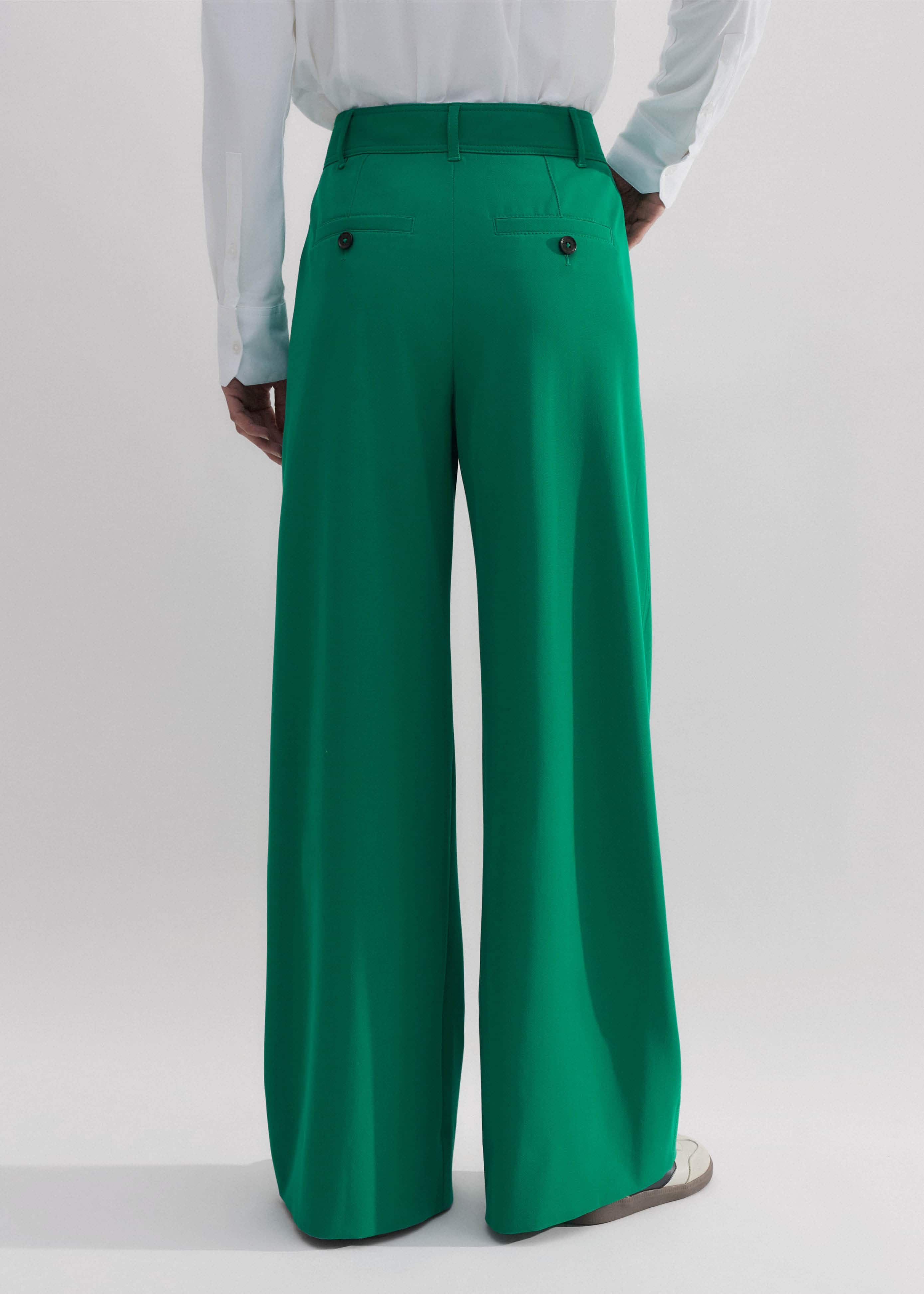 Women's Green Regular Wide-Leg Pleat Front Pant | ME+EM