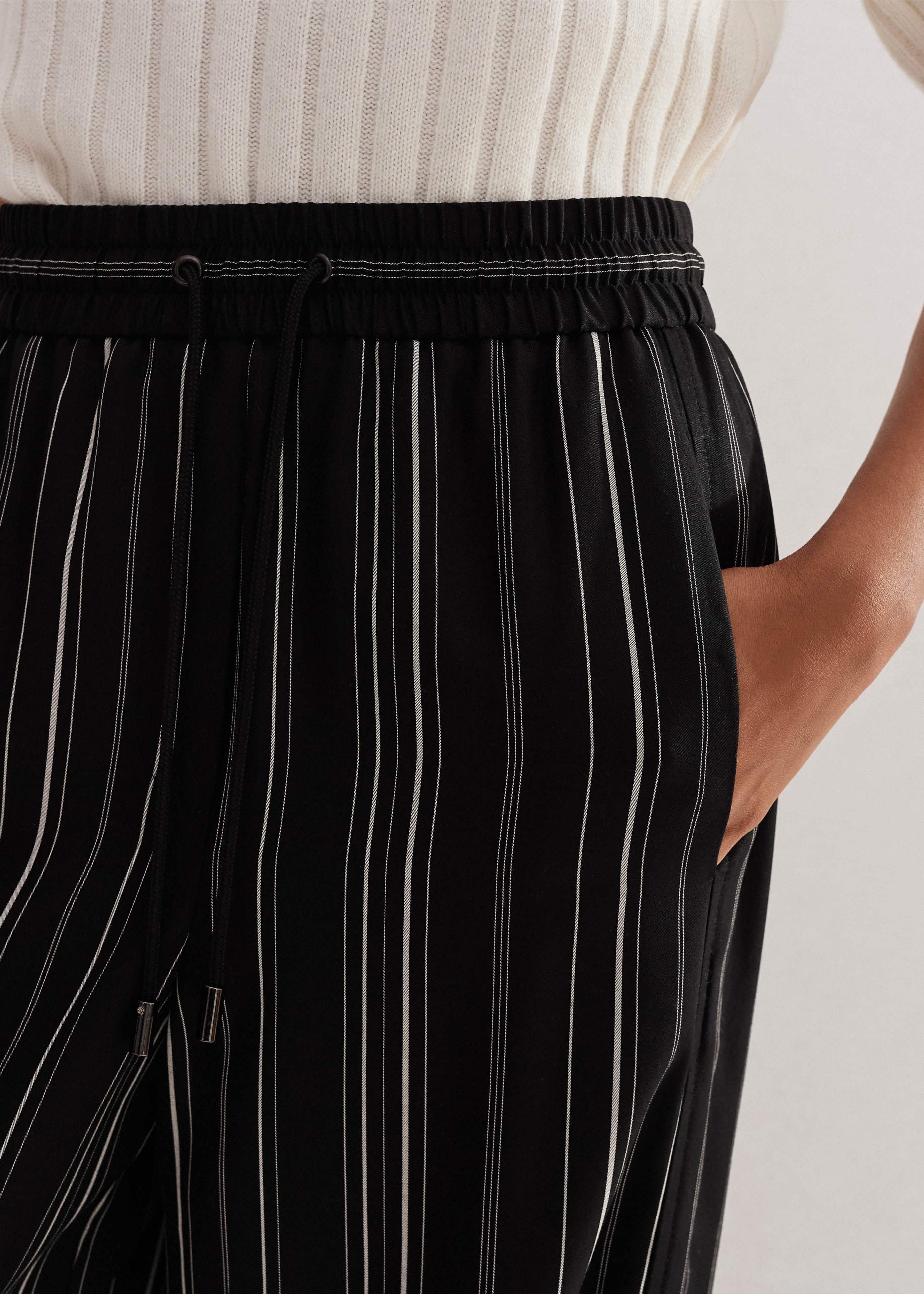 precme wide stripe slacks【black】 M SECOLI 2024 Wide Leg Long Pant for Women Casual Striped Wide