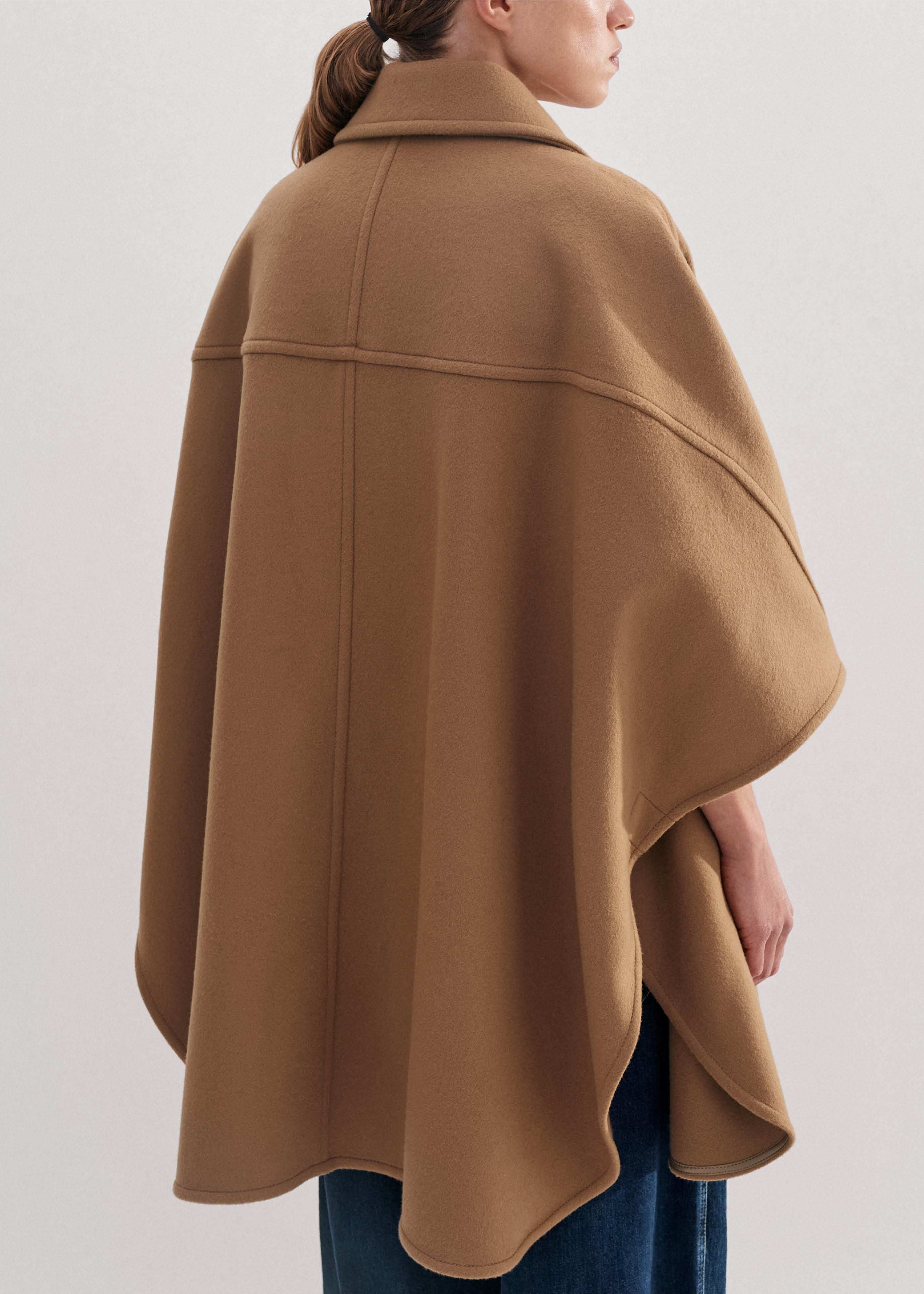 L'Or Irregular hem Cape Coat laubeblanc 【公式通販】