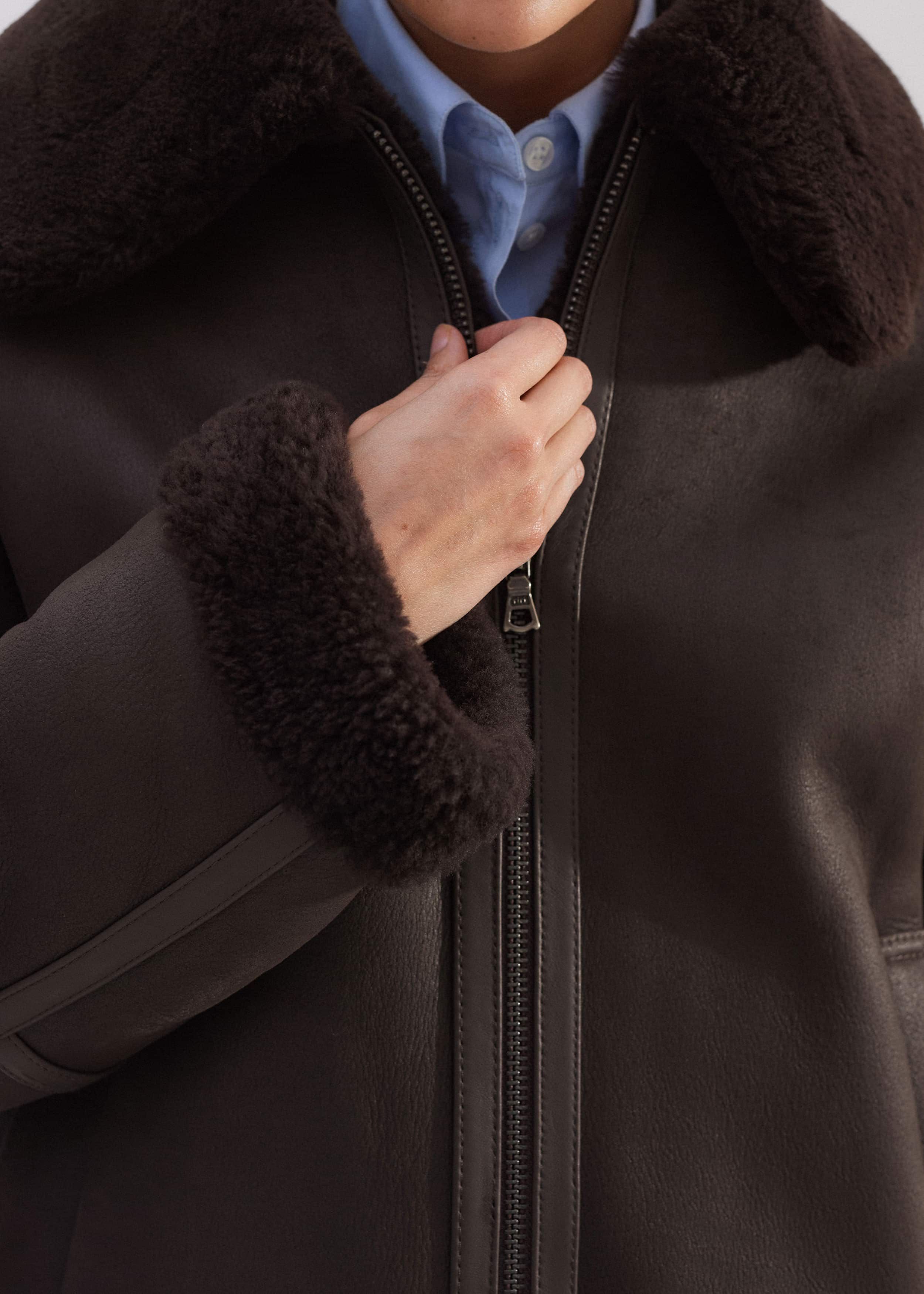 コート COVERNAT Women's Crop Shearling Collar Duffle Coat 5MM442 25076_8892433d75-original.jpg