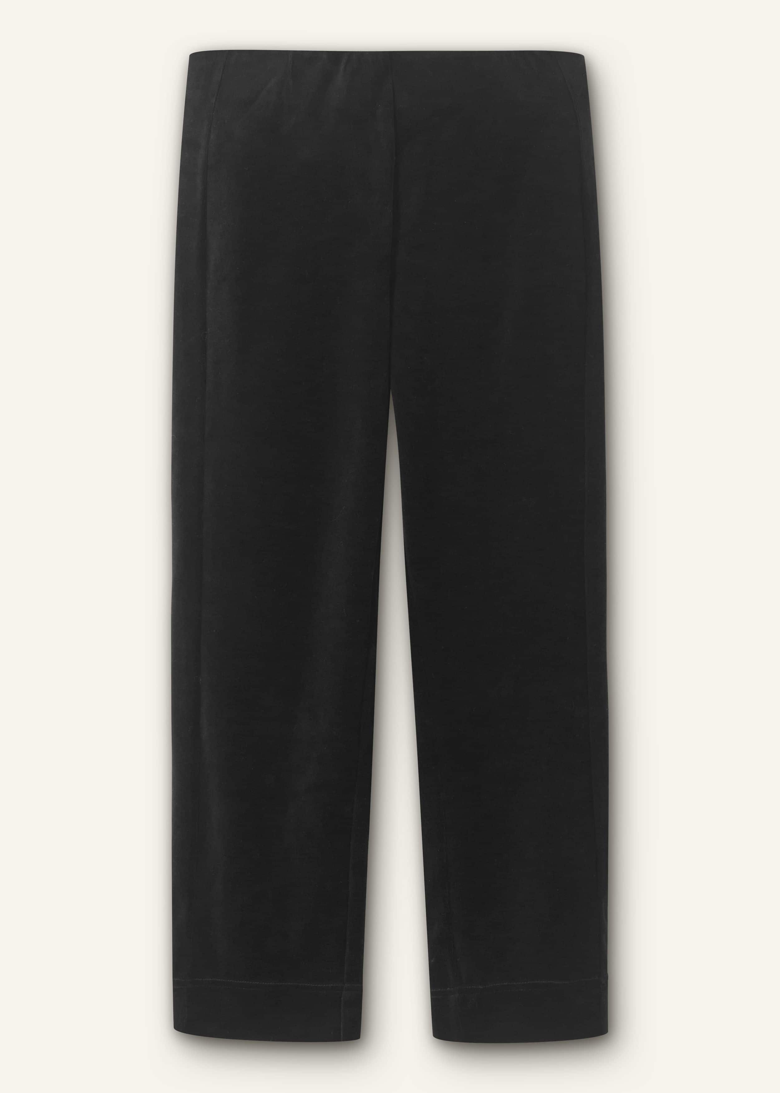 Women's Black Velour Slim Crop Pant | ME+EM