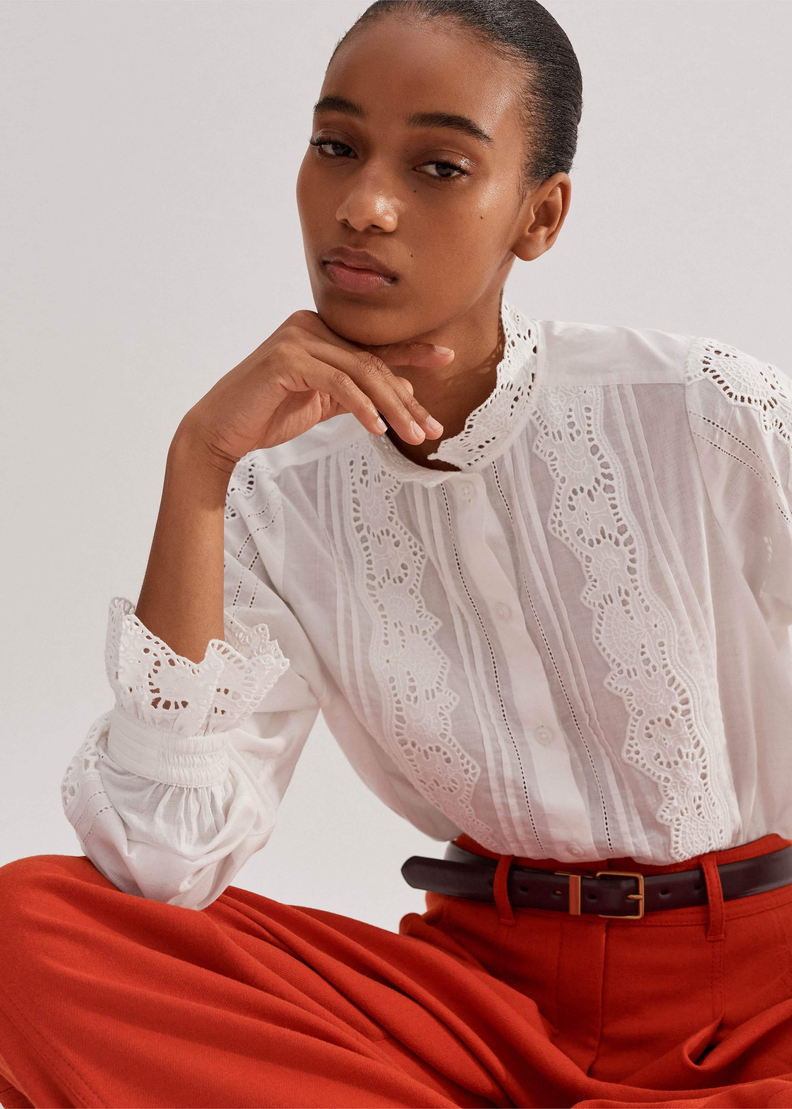 2181 White Trim Detail Blouse