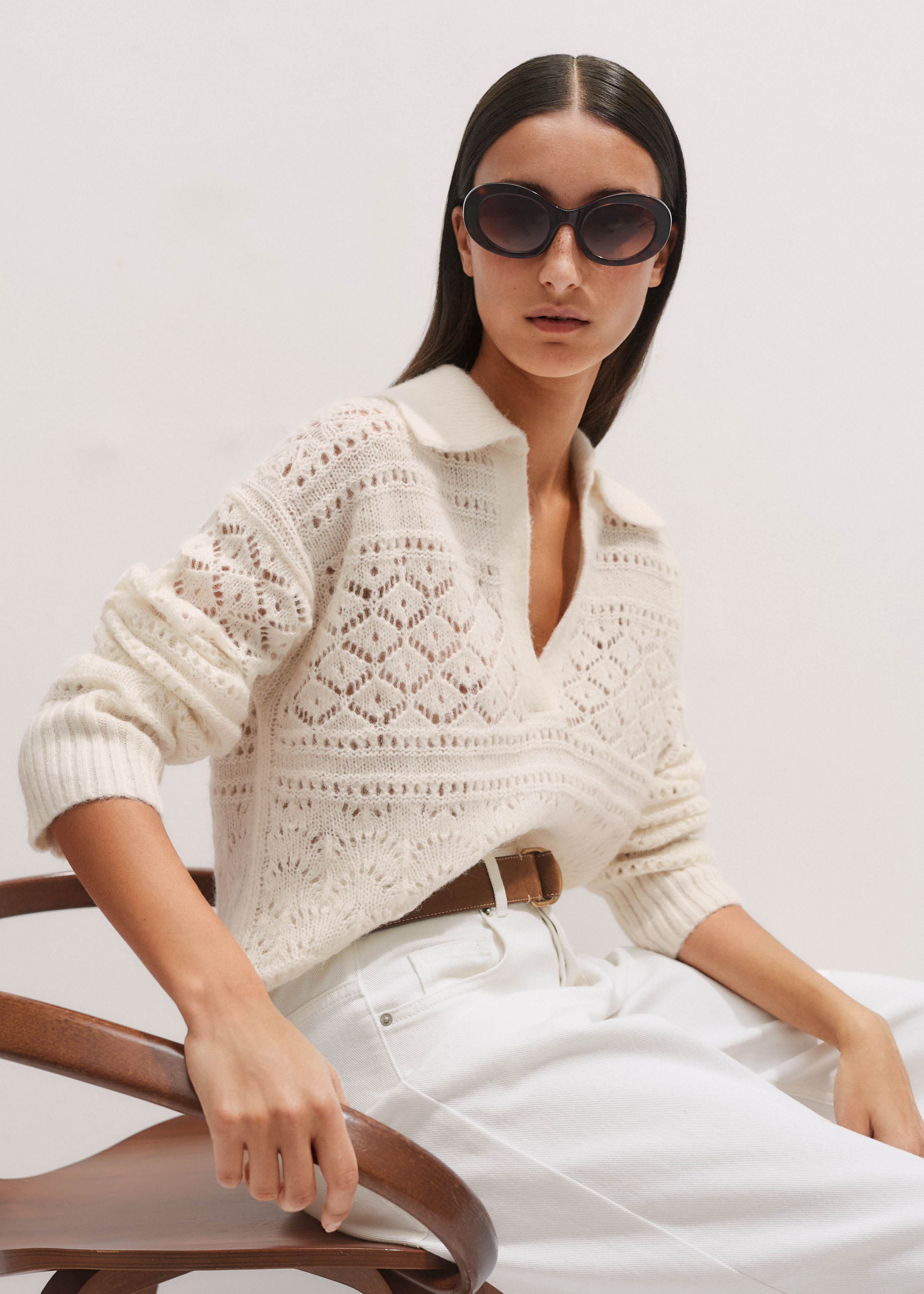 Women's Cream Cashmere Low V-Neck Crop Jumper ME+EM