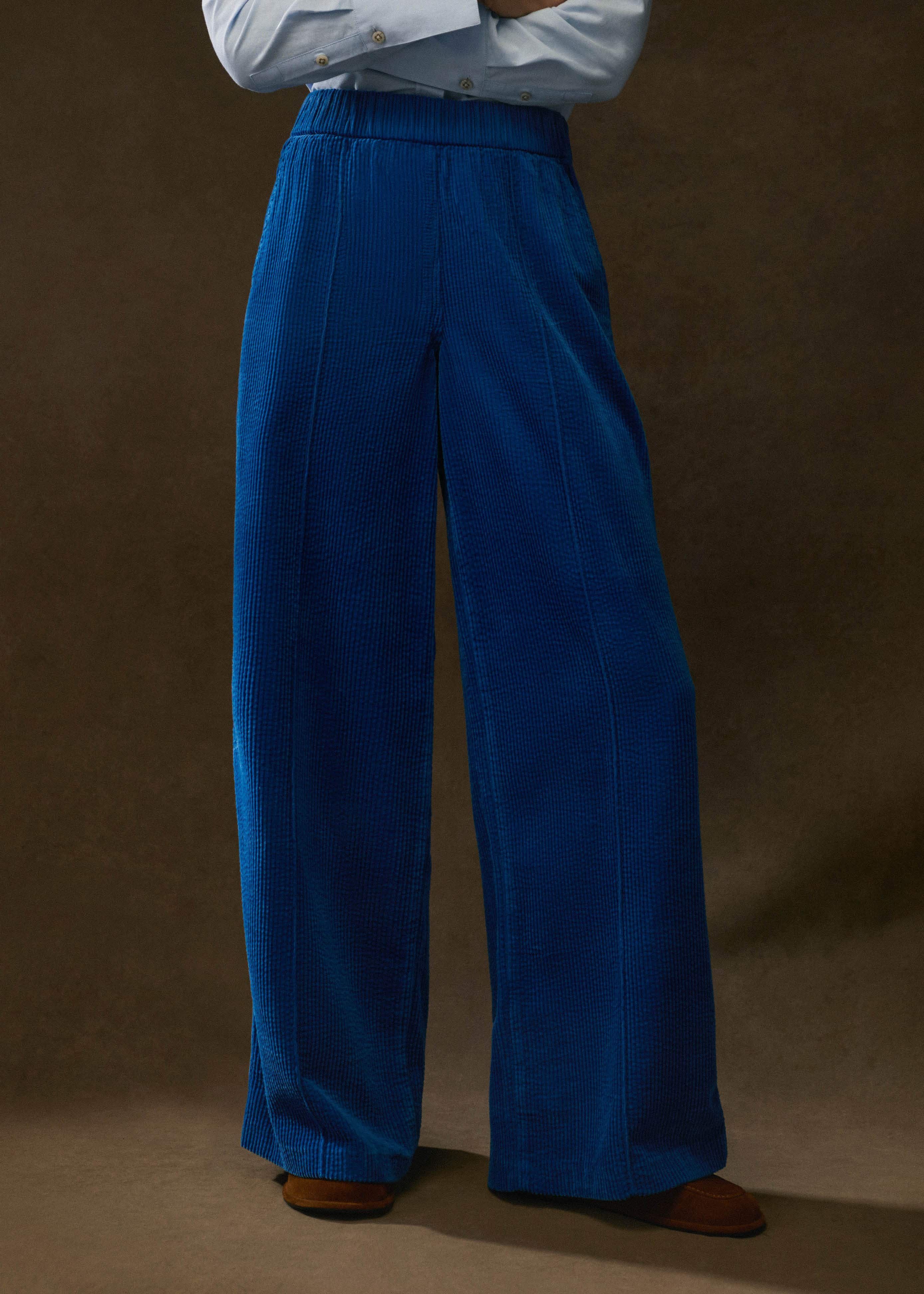 パンツ Aspesi Straight Leg Trousers In Navy Blue Cady Crepe Women's Crepe Straight Leg Pant in Navy