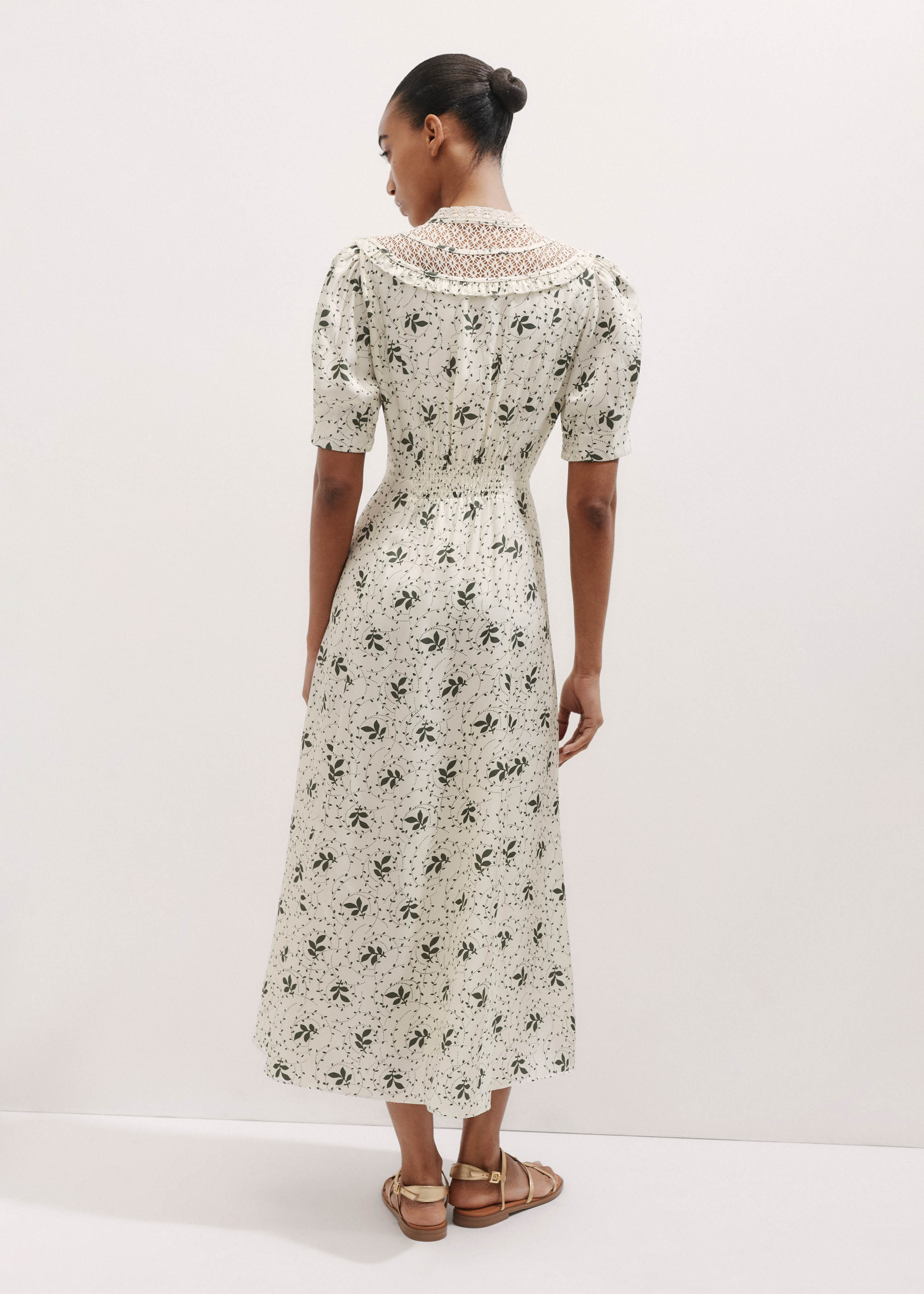 short sleeve midi dress for wedding guest Floral-Print Wedding-Guest Dress with Short Sleeves White Multi / Large