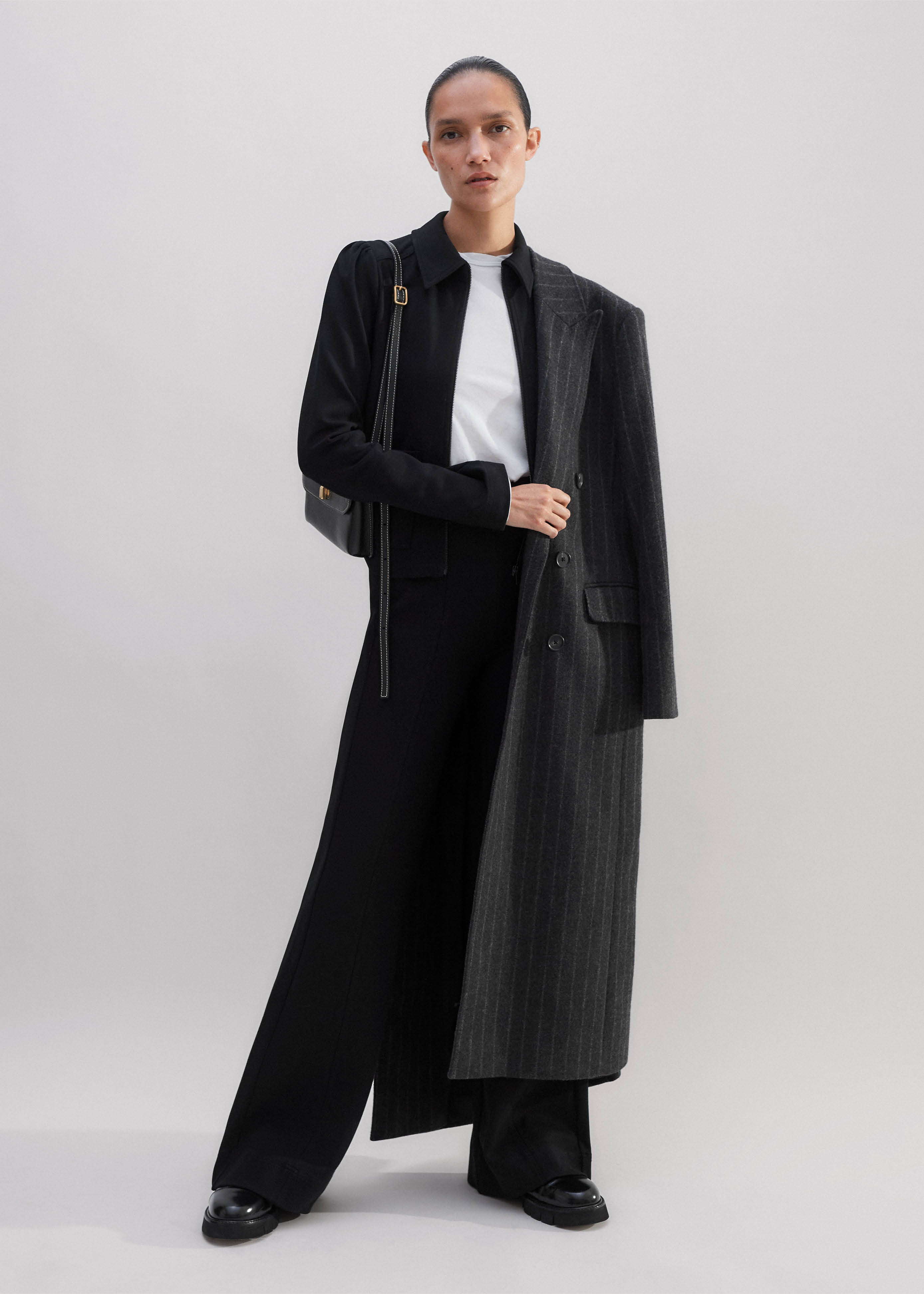 NO POINT セットアップ【XL】BLACK Women's Black Travel Tailoring Zip Up Box Top + Kick Flare