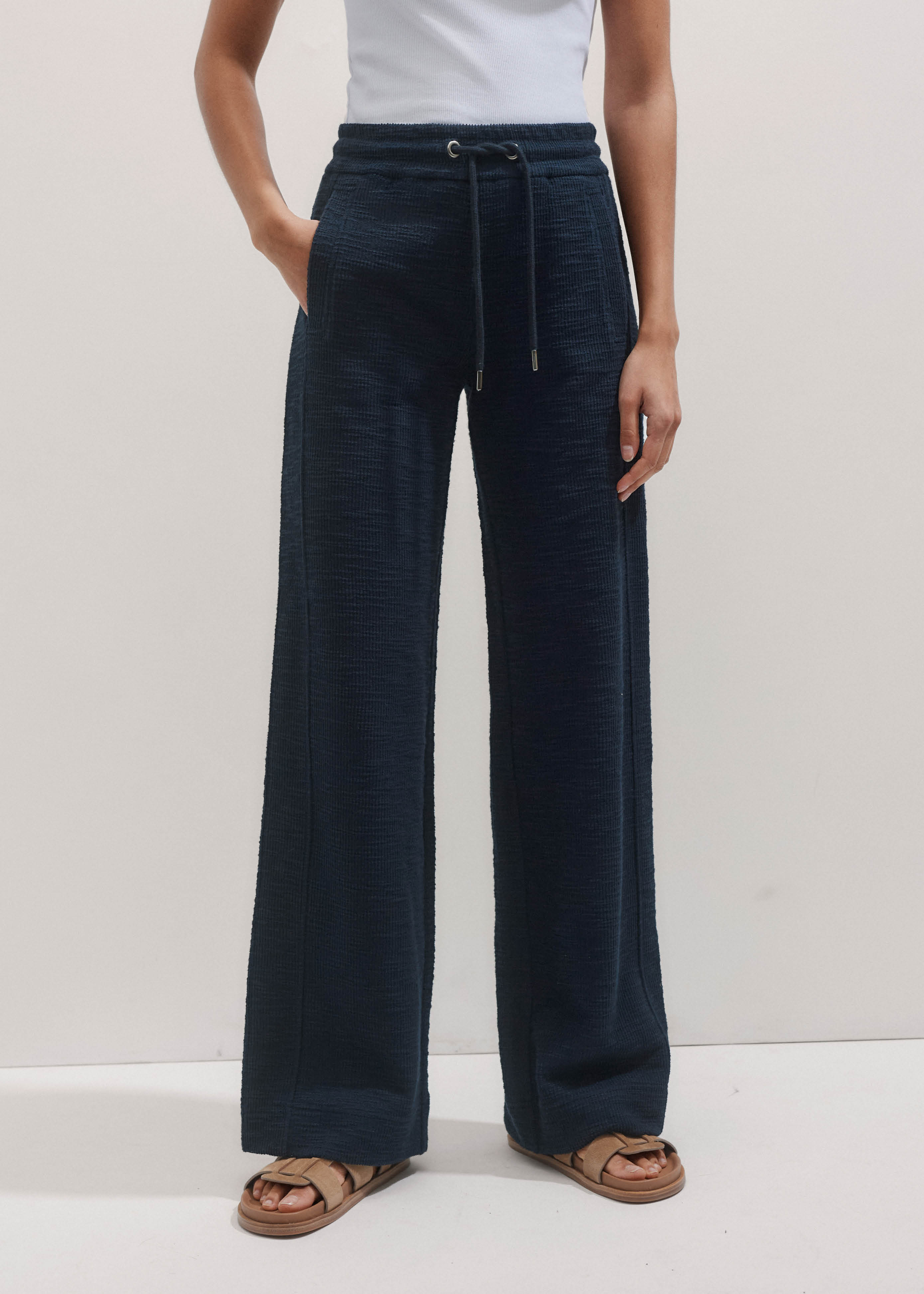 近年 美品 MARK&LONA Kane Twill-Jersey Pants Women's Navy Textured Jersey Track Pant | ME+EM