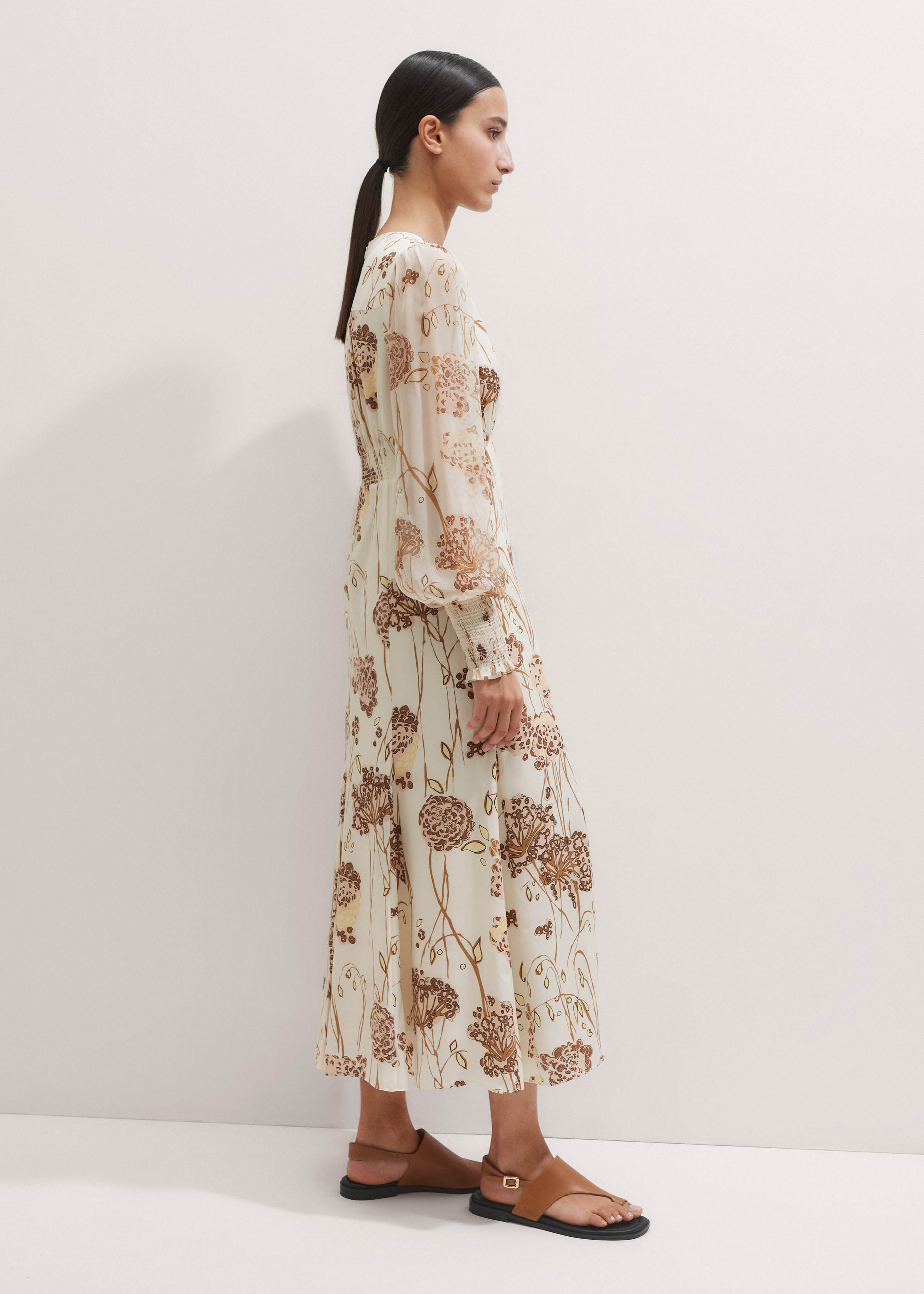 Me+em Hydrangea Print Maxi Dress + Tie Light Cream/Tan/Multi - Women's - Silk - Size US 2