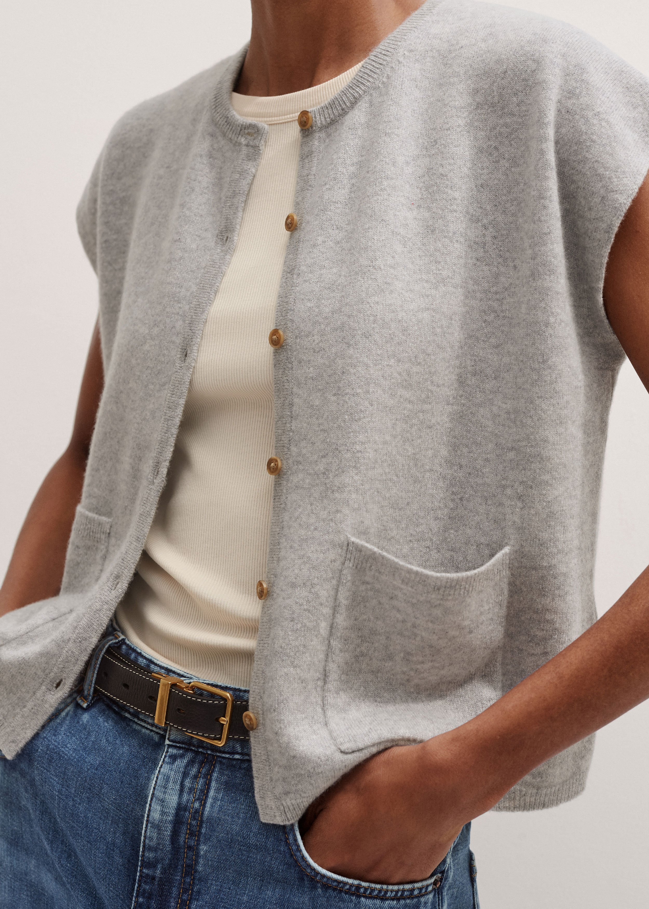 売れ筋商品|||フレンチコネクション ニット&セーター アウター レディース Women's Cosysoft Sweater Vest Mid Grey Melange Cosysoft Button Down Sweater Vest Mid Grey Mel | French