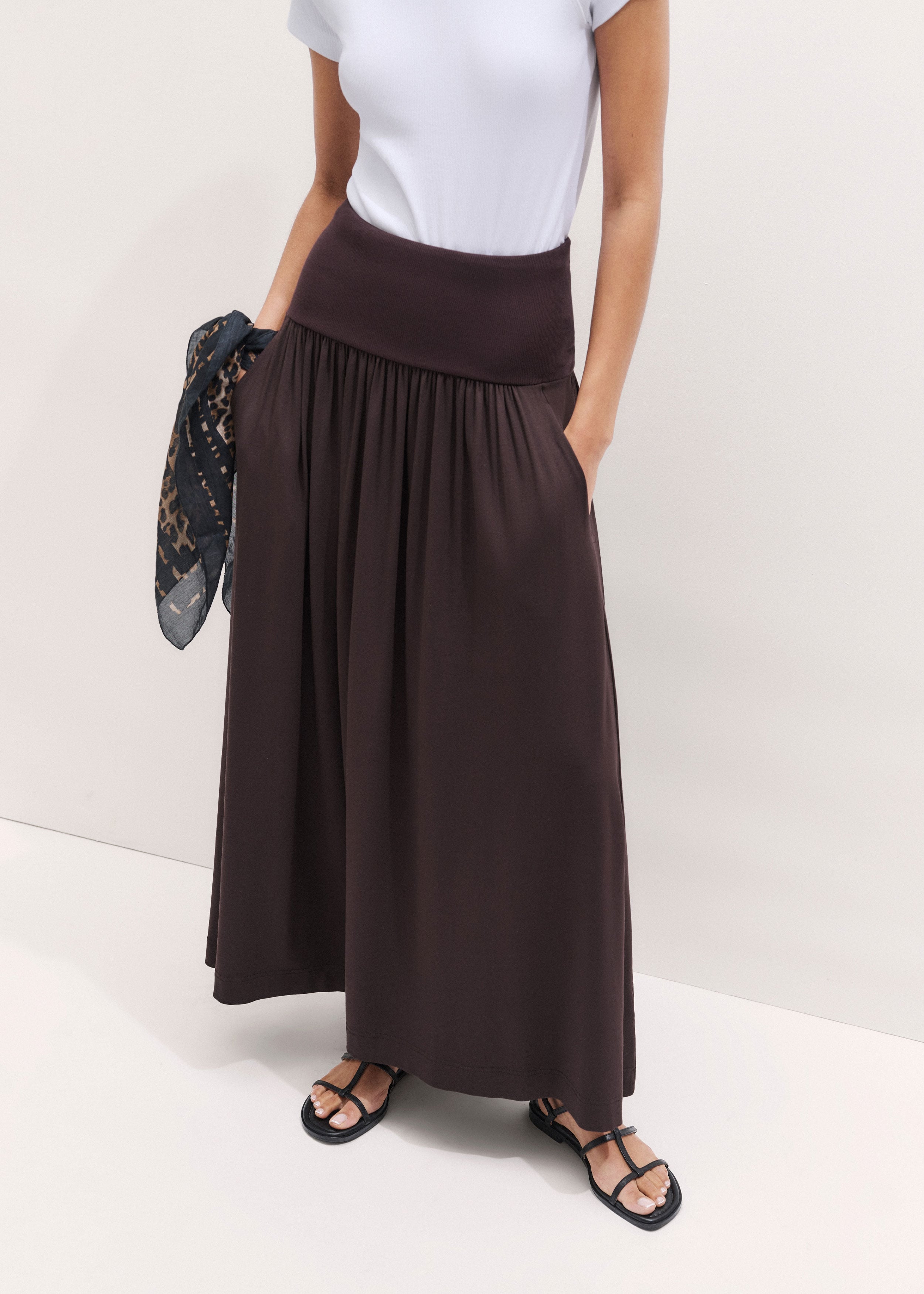 Women's Brown Soft Sculpt Maxi Skirt | ME+EM