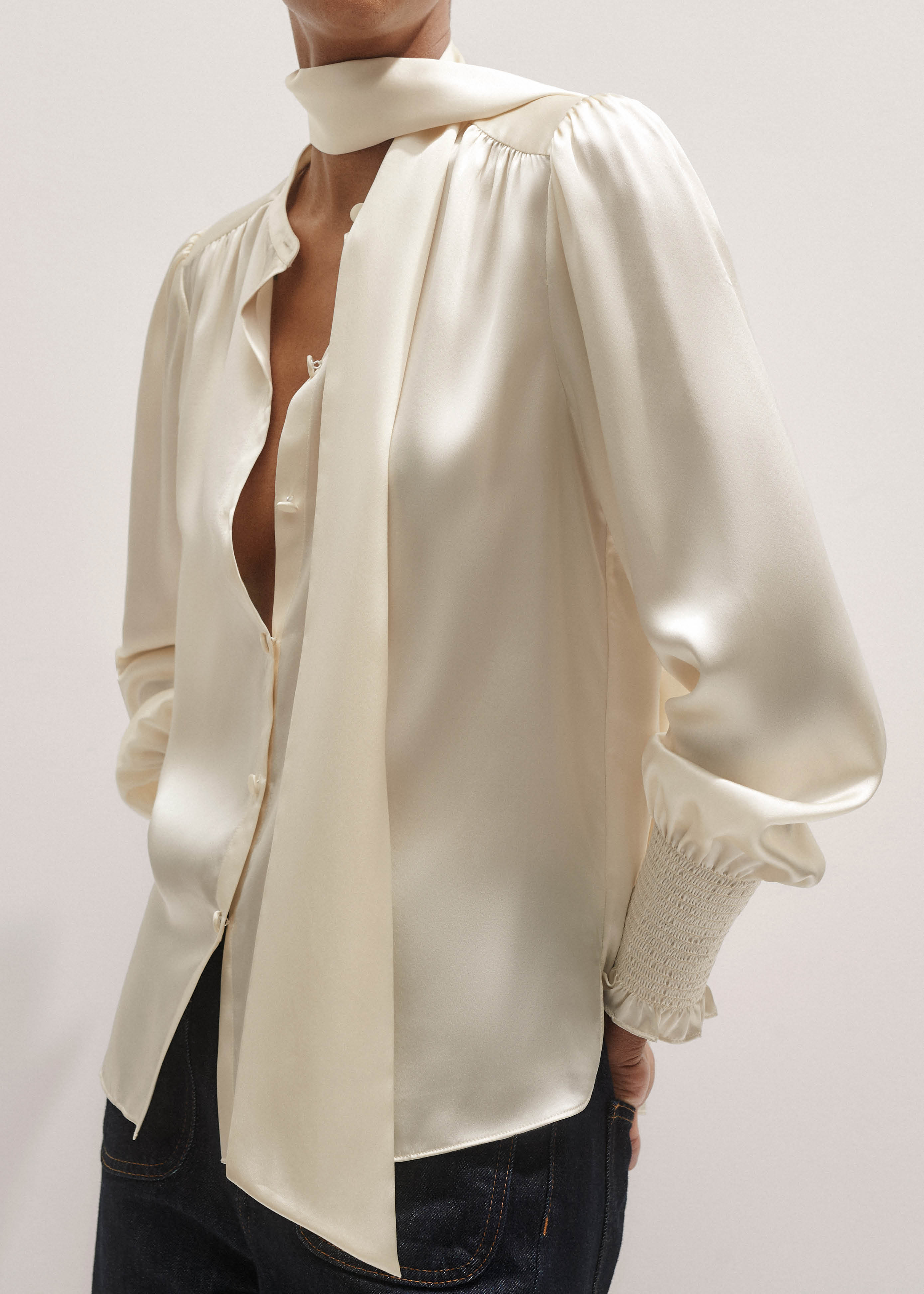 I Sさま専用　L'AUBE BLANC Raffle Satin Blouse Raffle Satin Blouse – L'AUBE BLANC