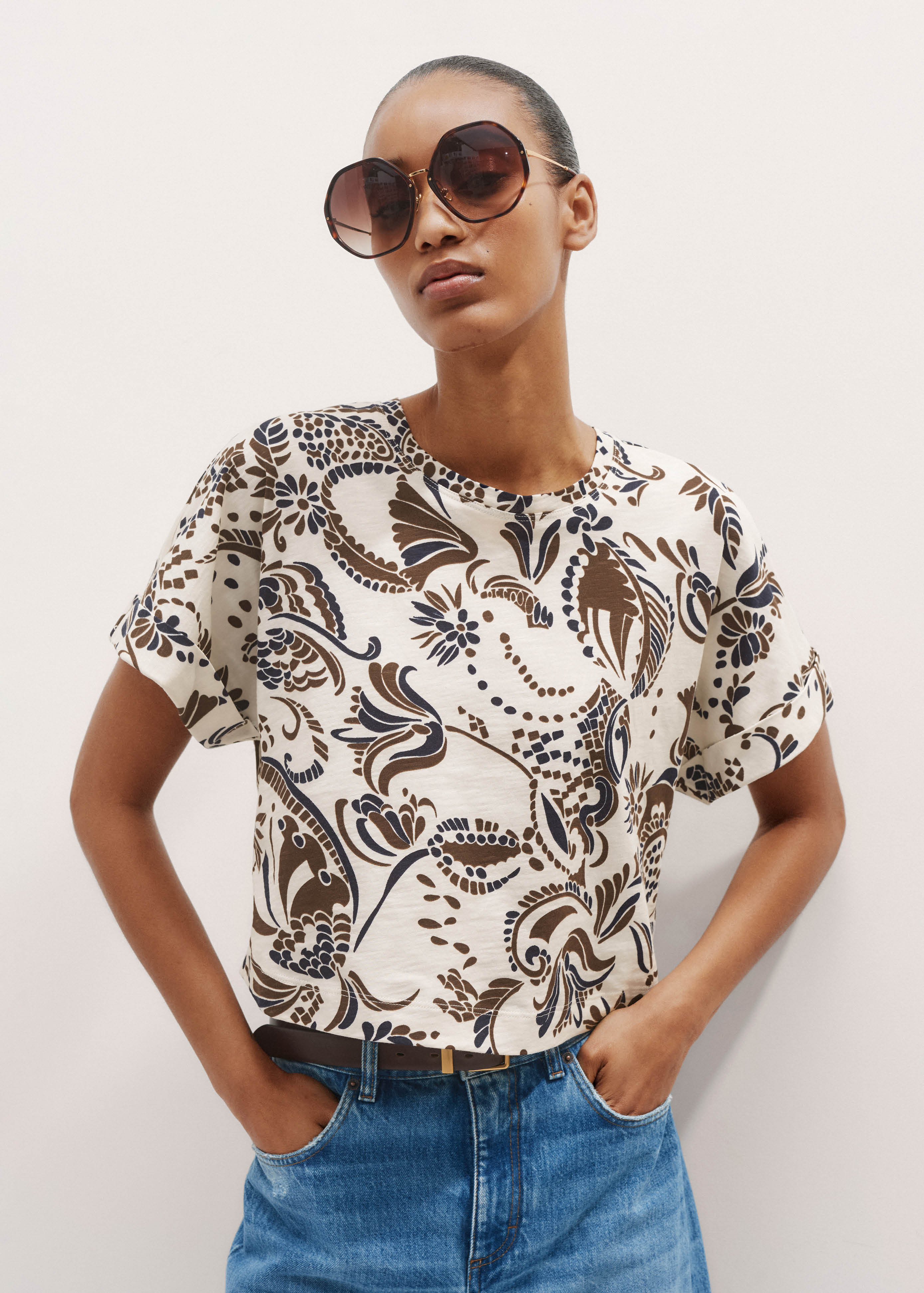 Silhouette Print Box Tee