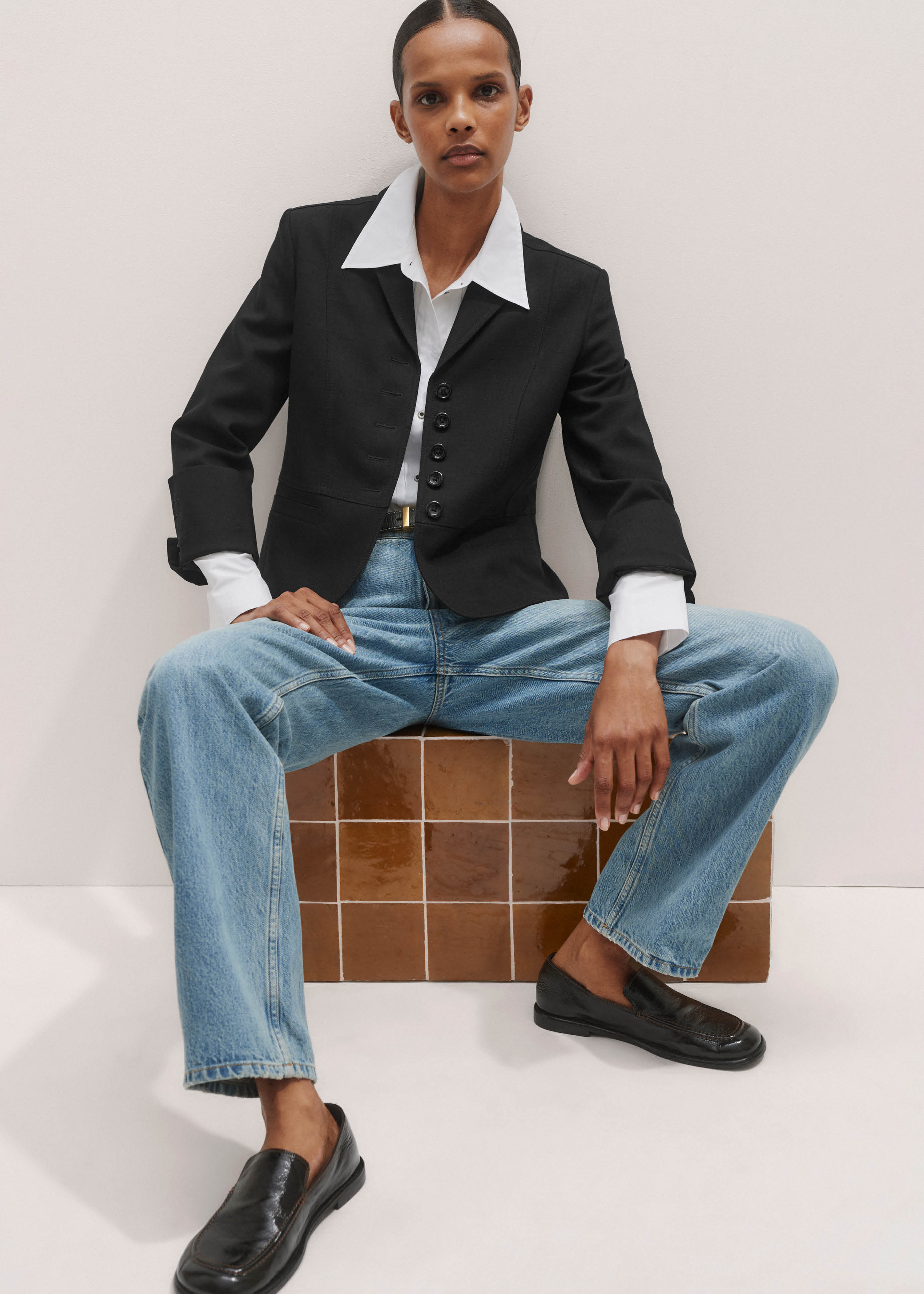 short blazer with contrast ties