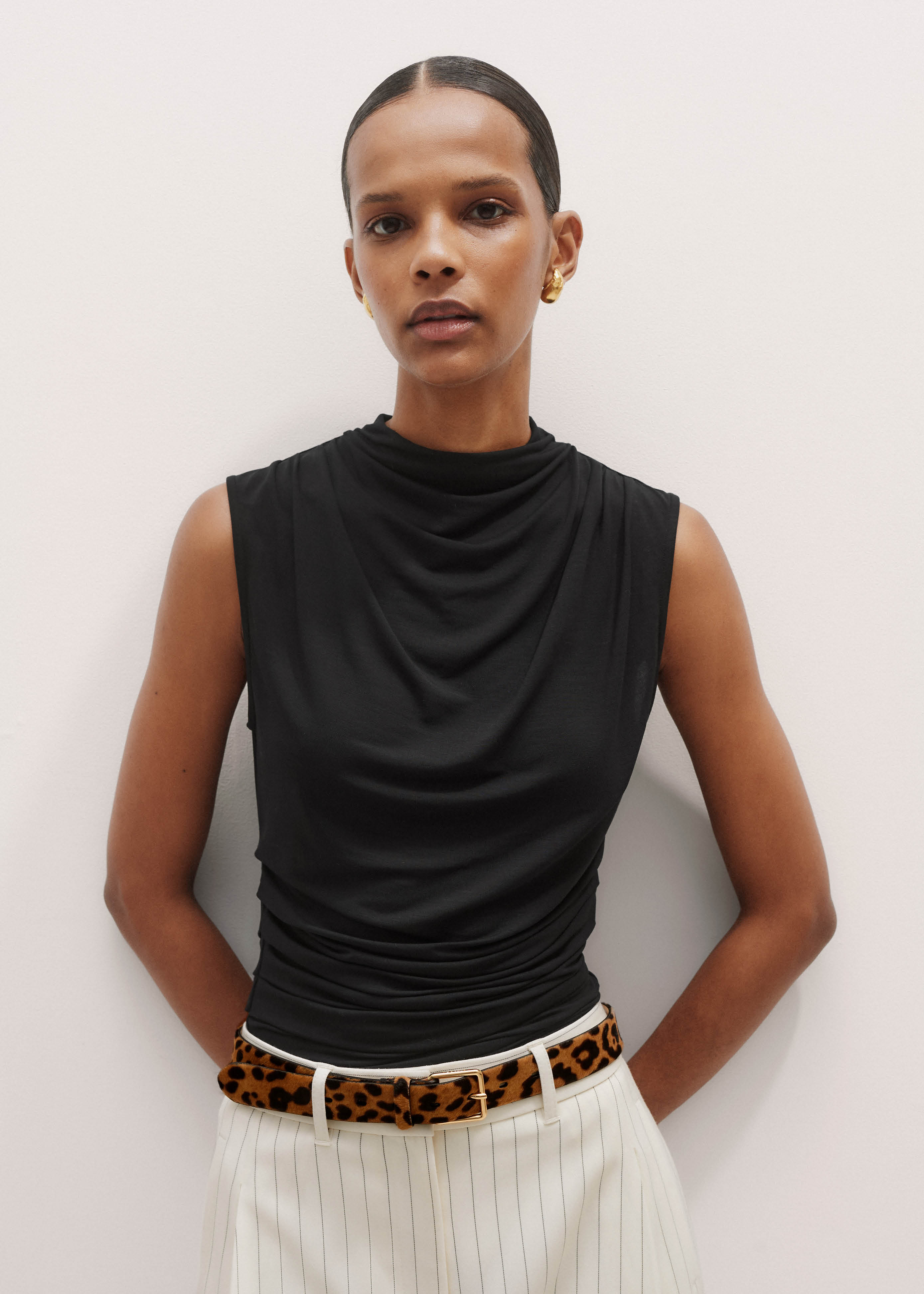 Women's Black Sleeveless Draped Top | ME+EM