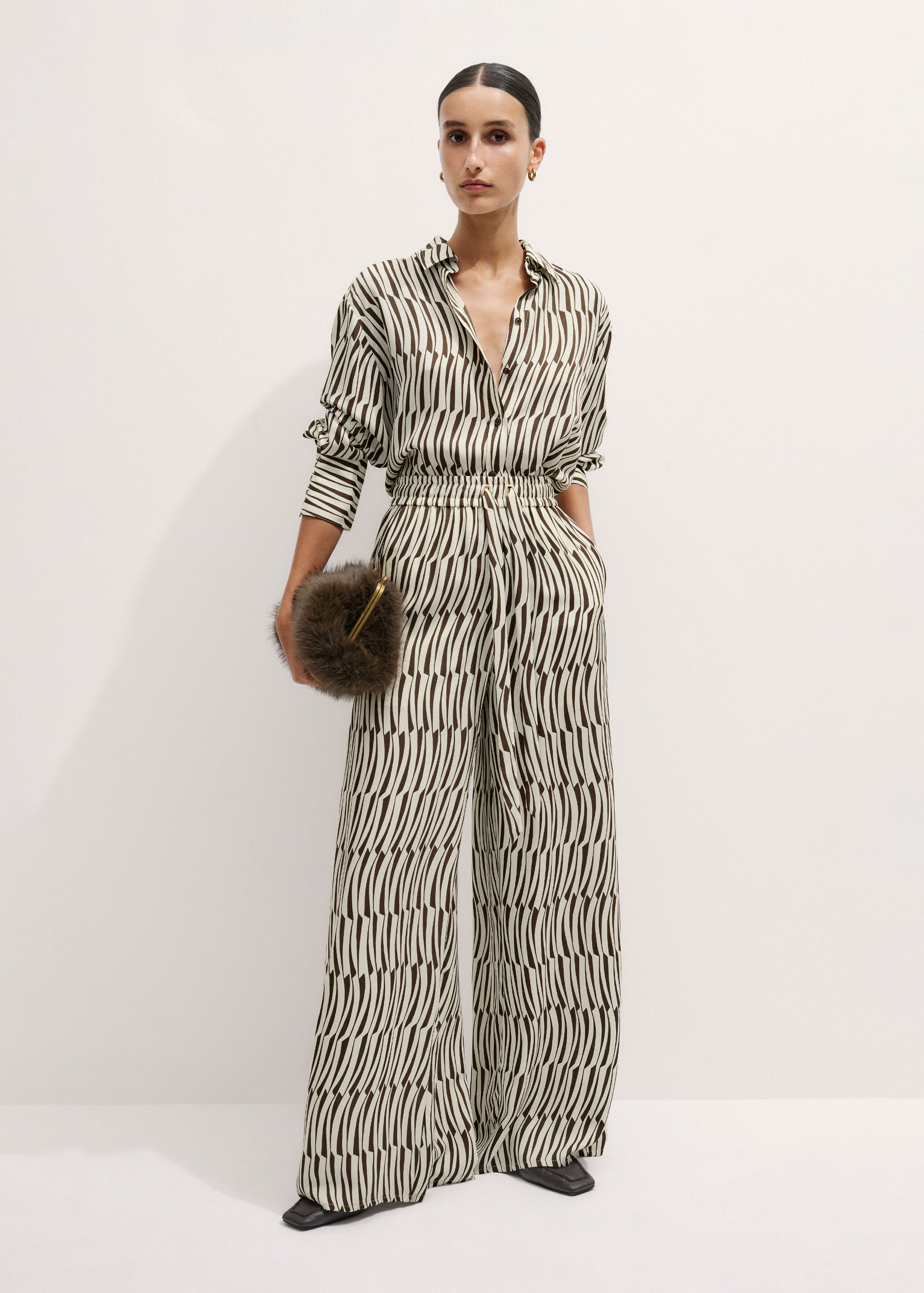 Fluid Wide-Leg Trouser