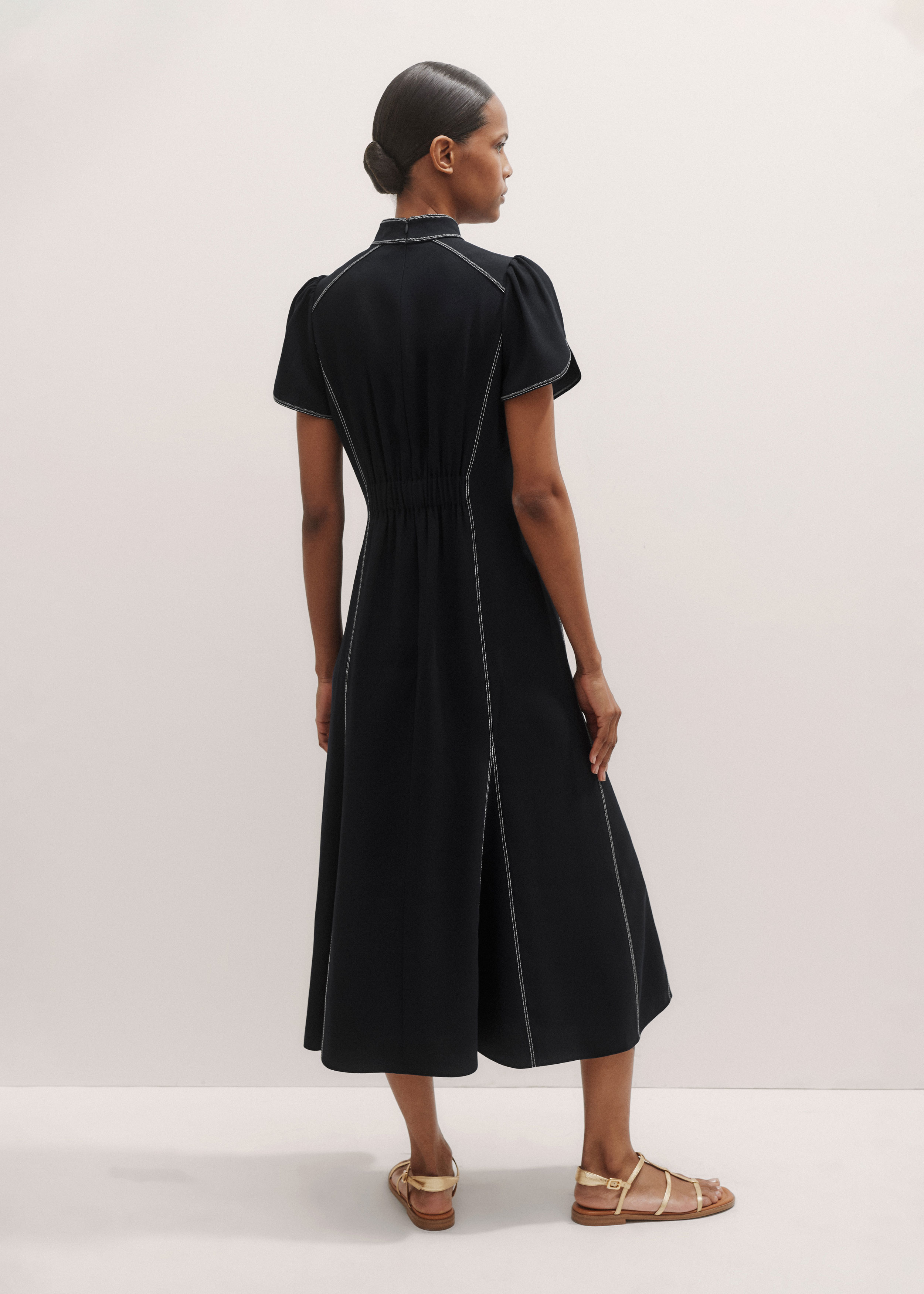 the sierra sleeveless fringe midi dress Azie Fringe Midi Dress