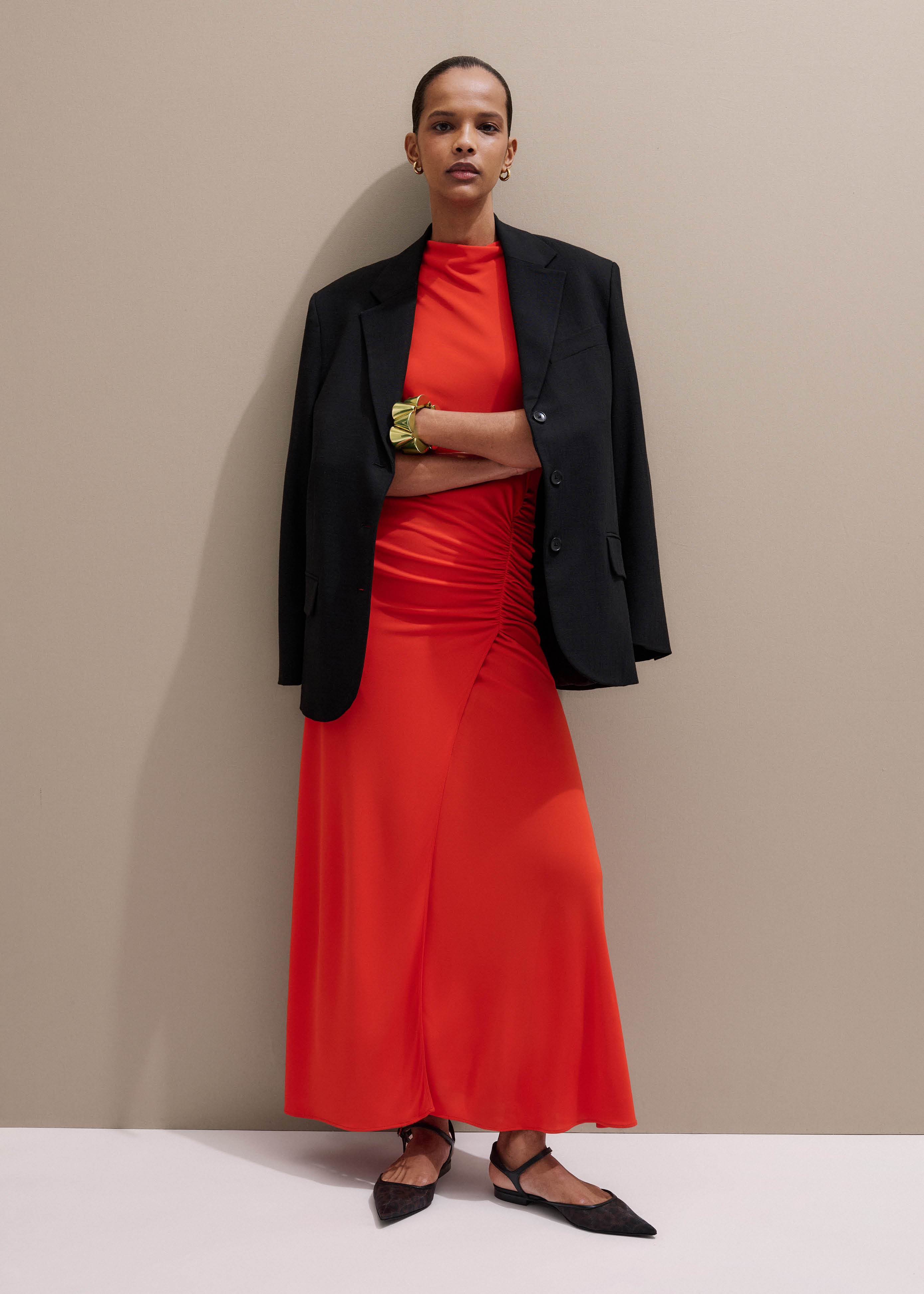 Women's Red Fluid Crepe Curved Sleeve Maxi Dress | ME+EM