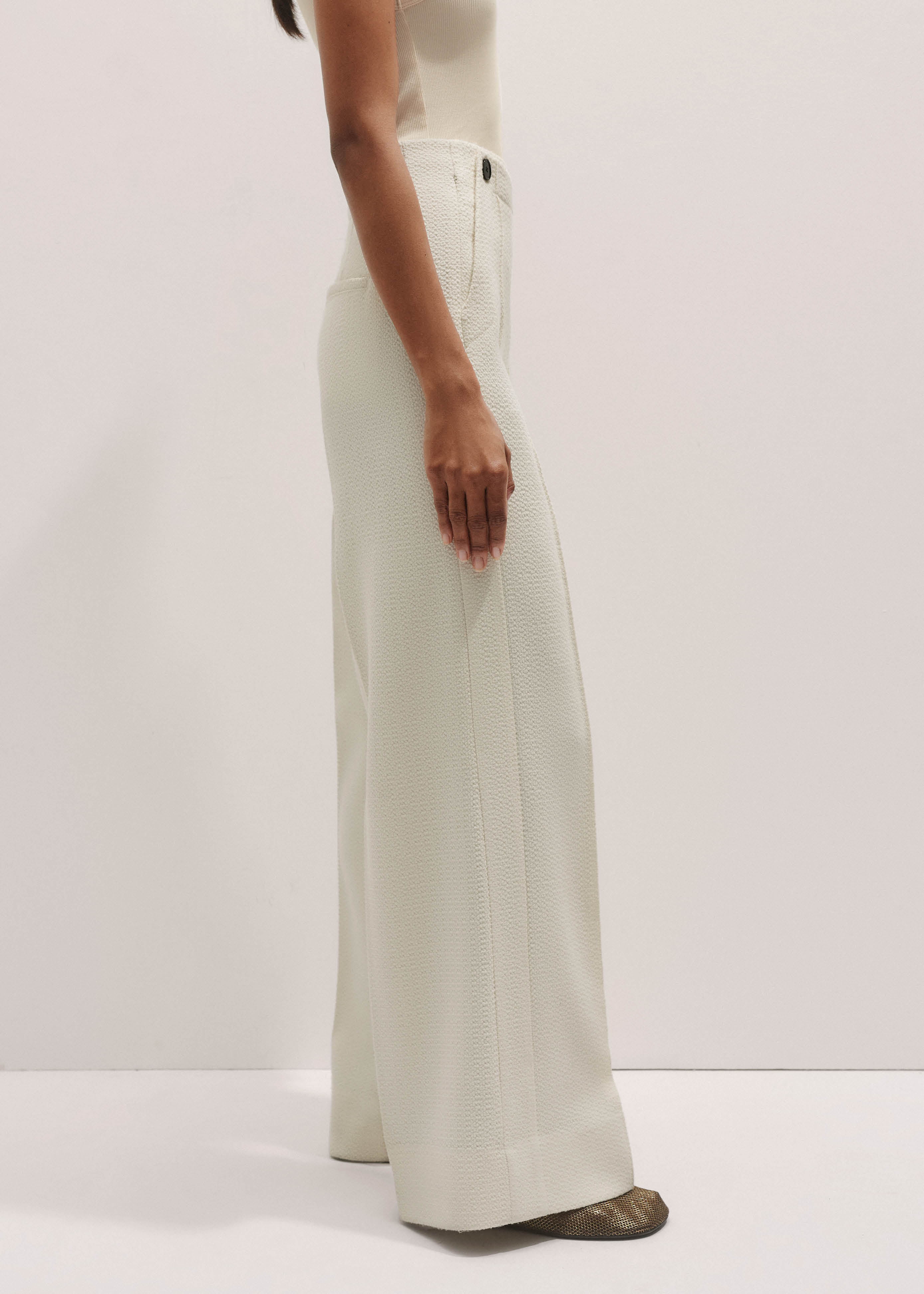 Women's Ivory Textured High Waist Wide-Leg Pant | ME+EM