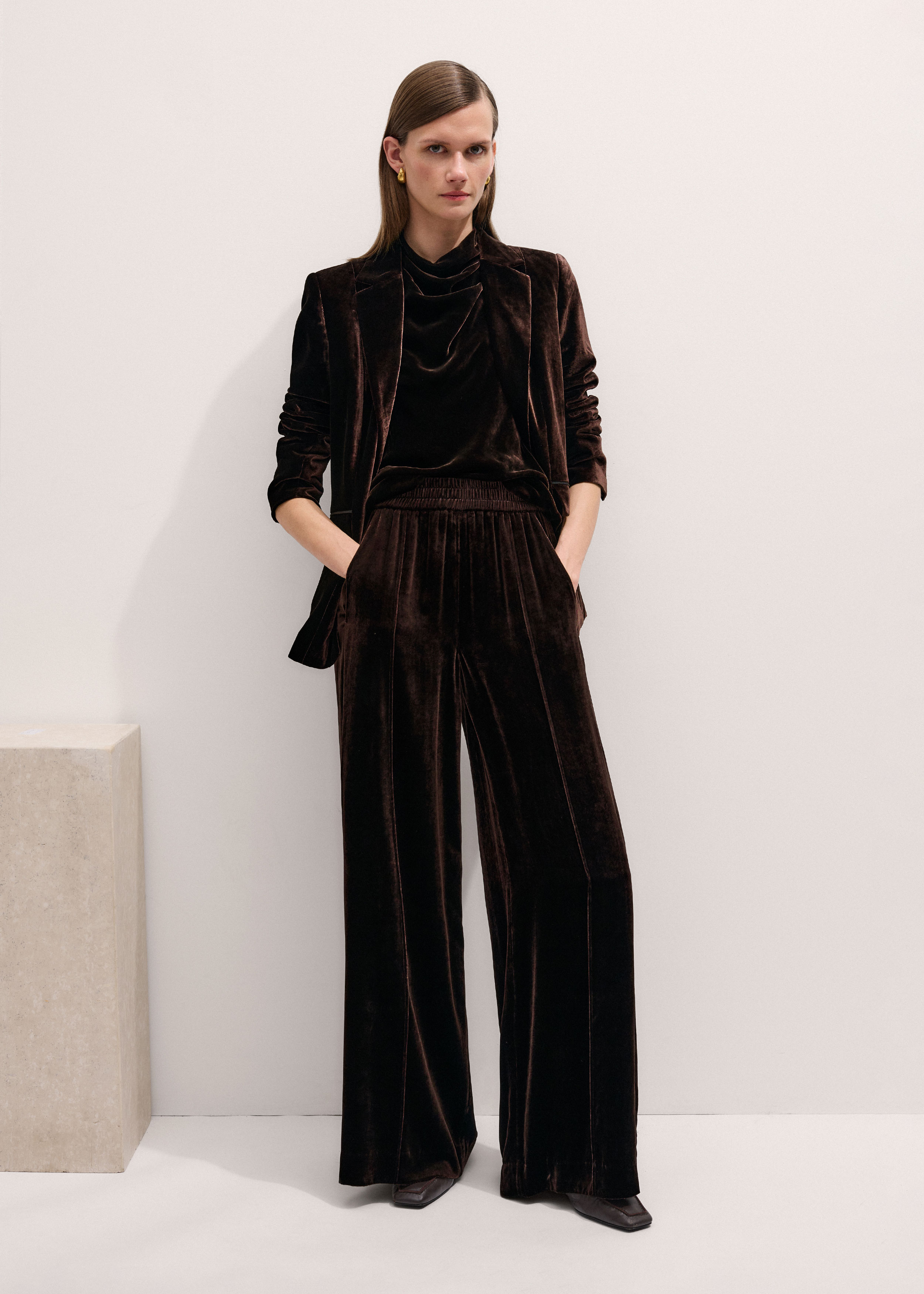 Fluid Wide-Leg Trouser
