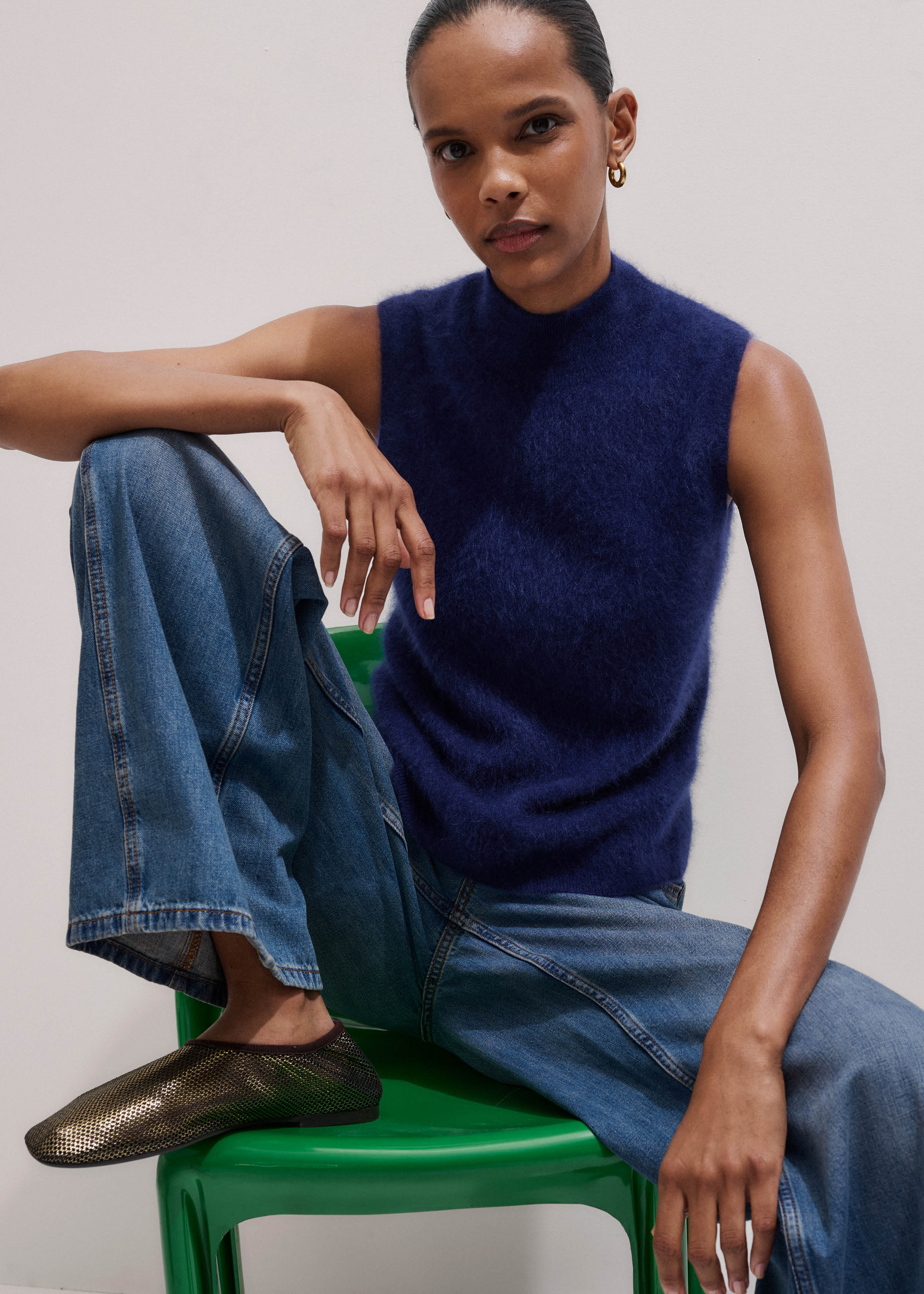 Women's Blue Brushed Cashmere Slim Sweater Vest | ME+EM
