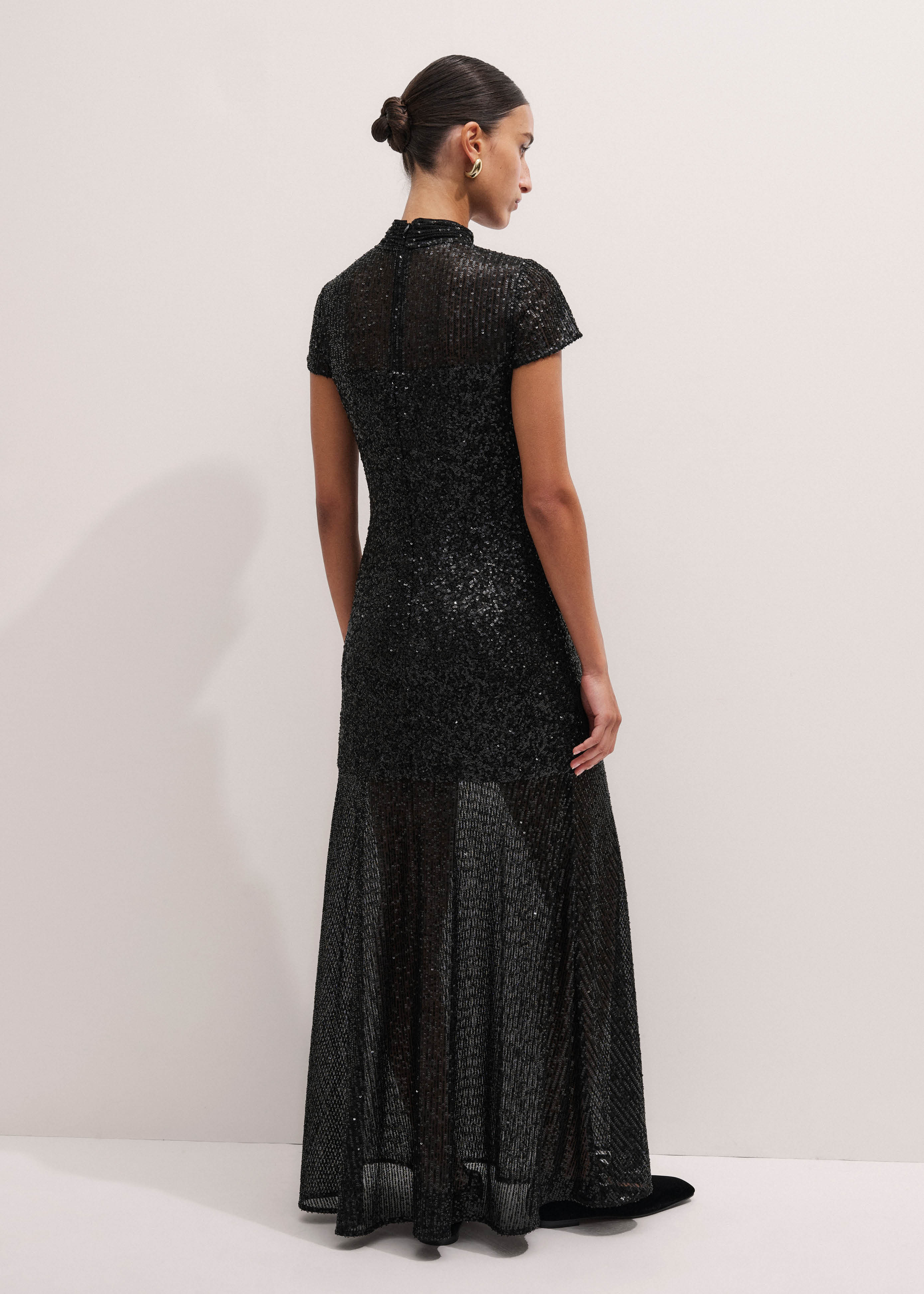 black dresses with sleeve The Black Square Neck Flare Sleeve Midi Dress