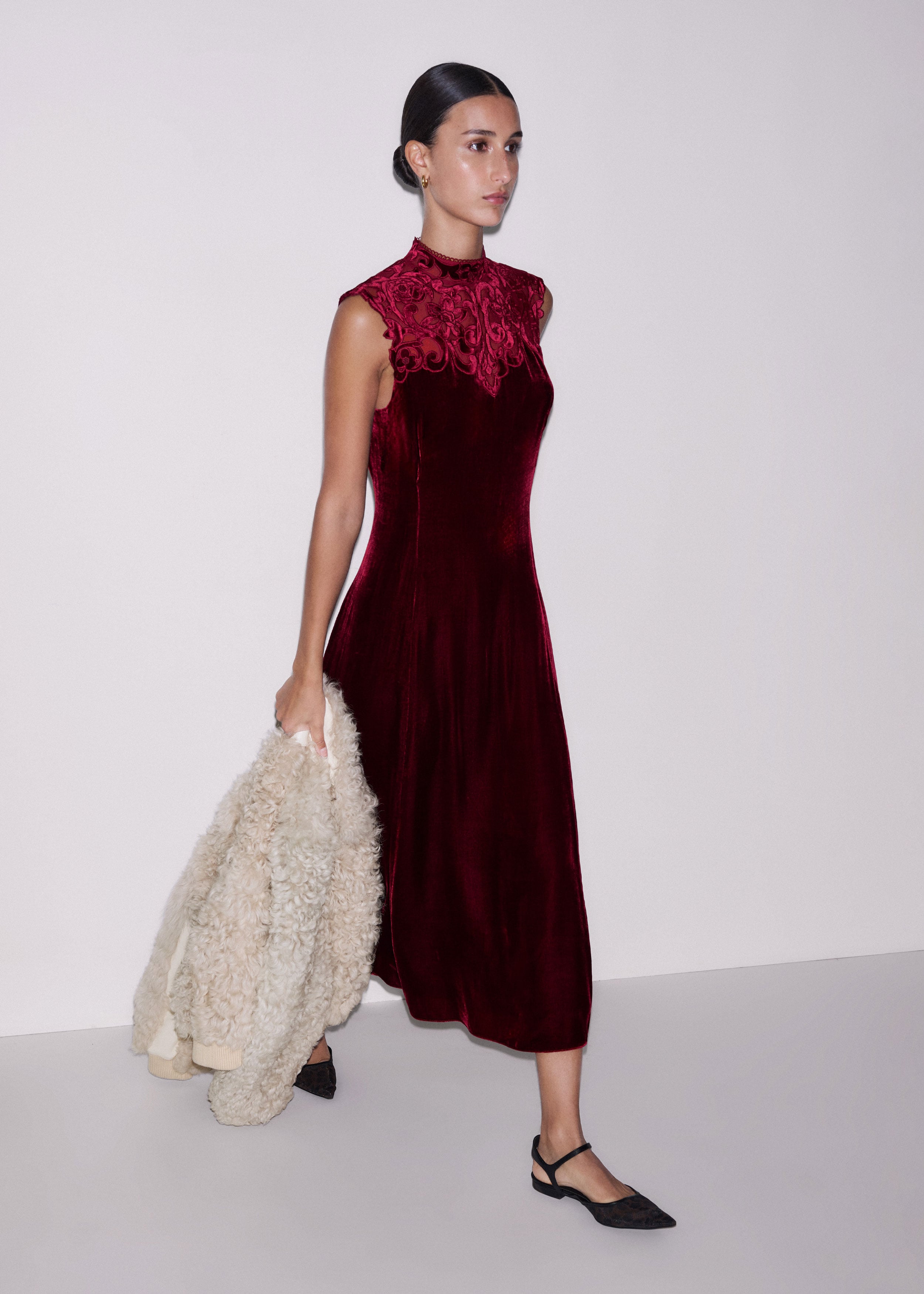 me and em burgundy dress ME+EM Silk-Blend Velvet Maxi Dress in Purple