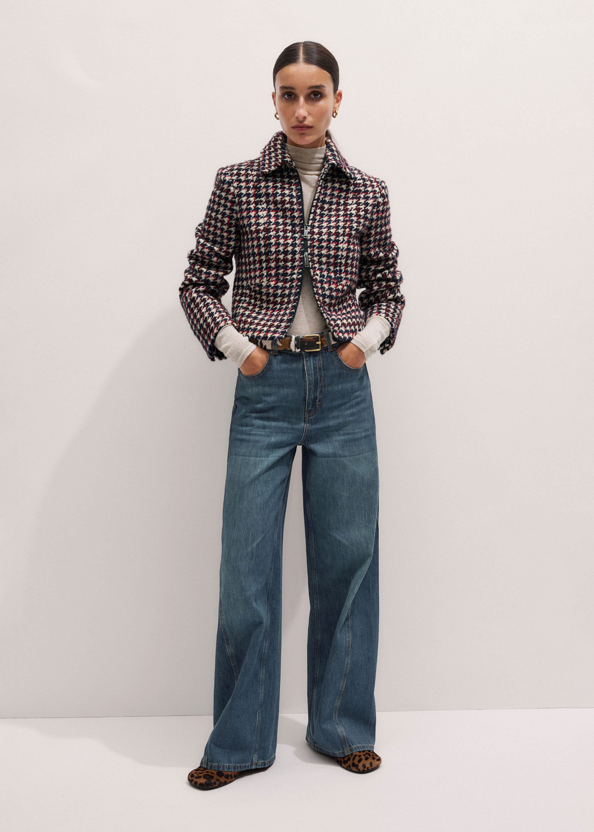 Women's Red Houndstooth Fitted Cropped Jacket | ME+EM