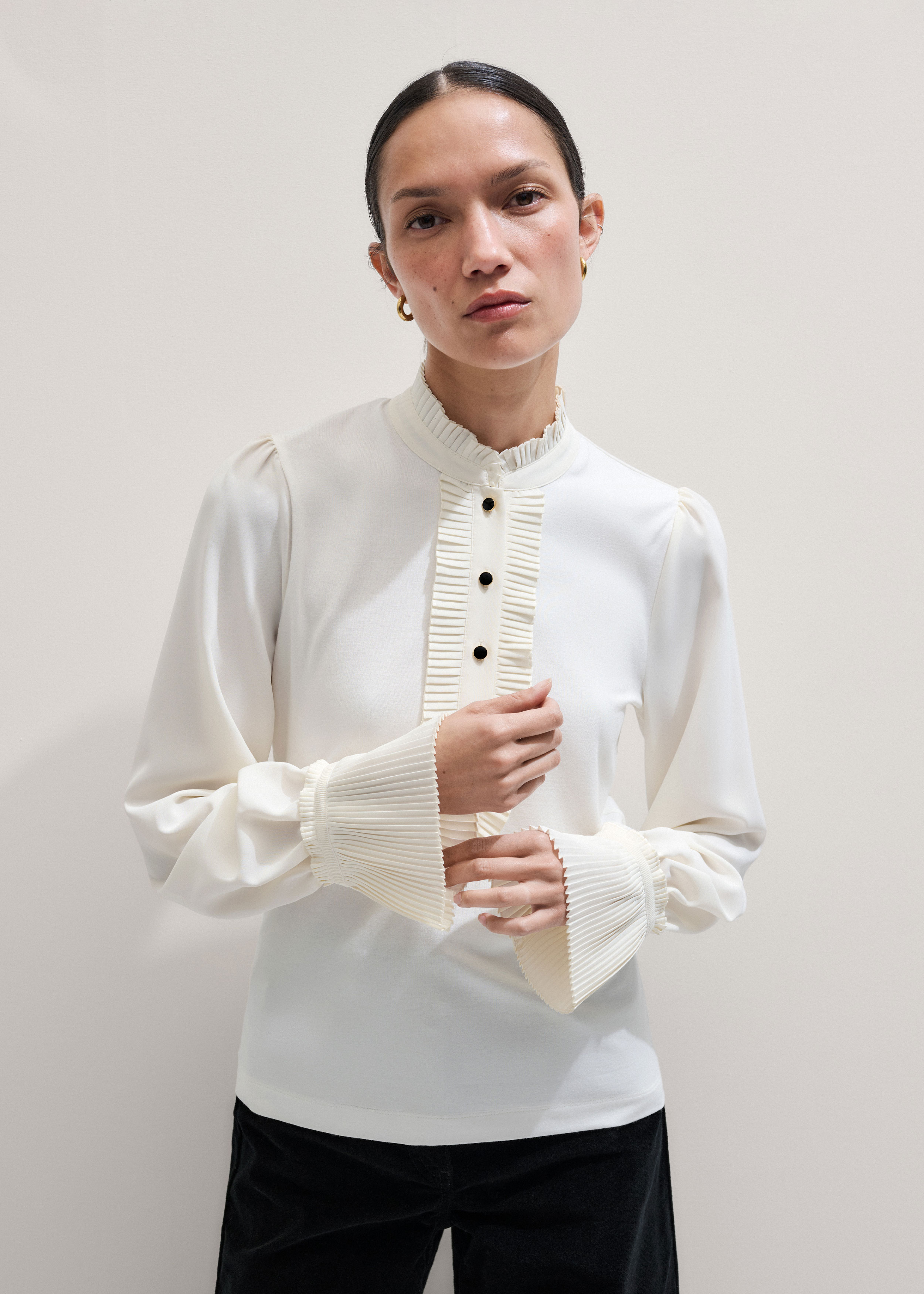 Women's Cream Frill Neck Layering Blouse + Tie | ME+EM