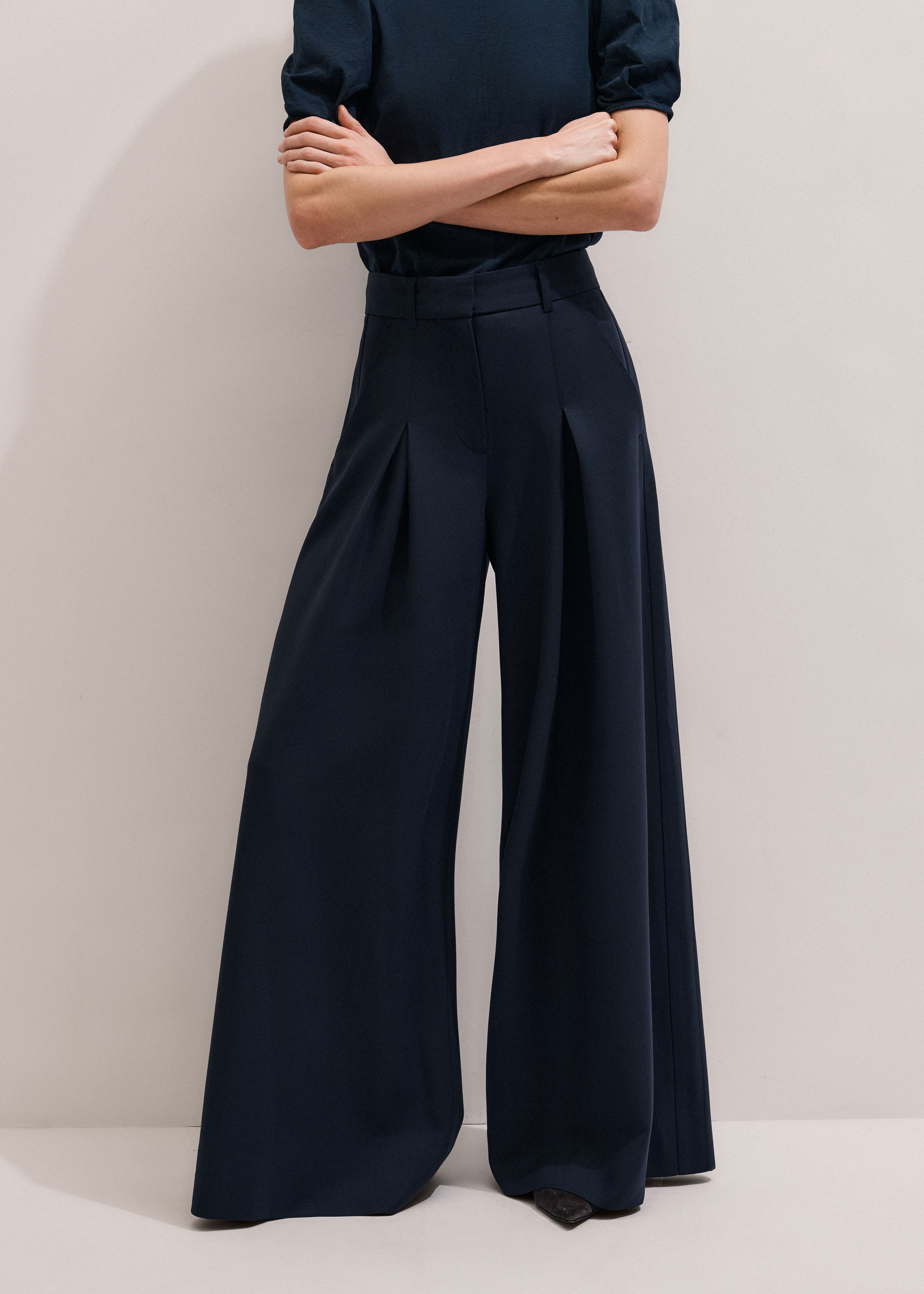 Women's Navy Ultimate Very Wide-Leg Pant | ME+EM