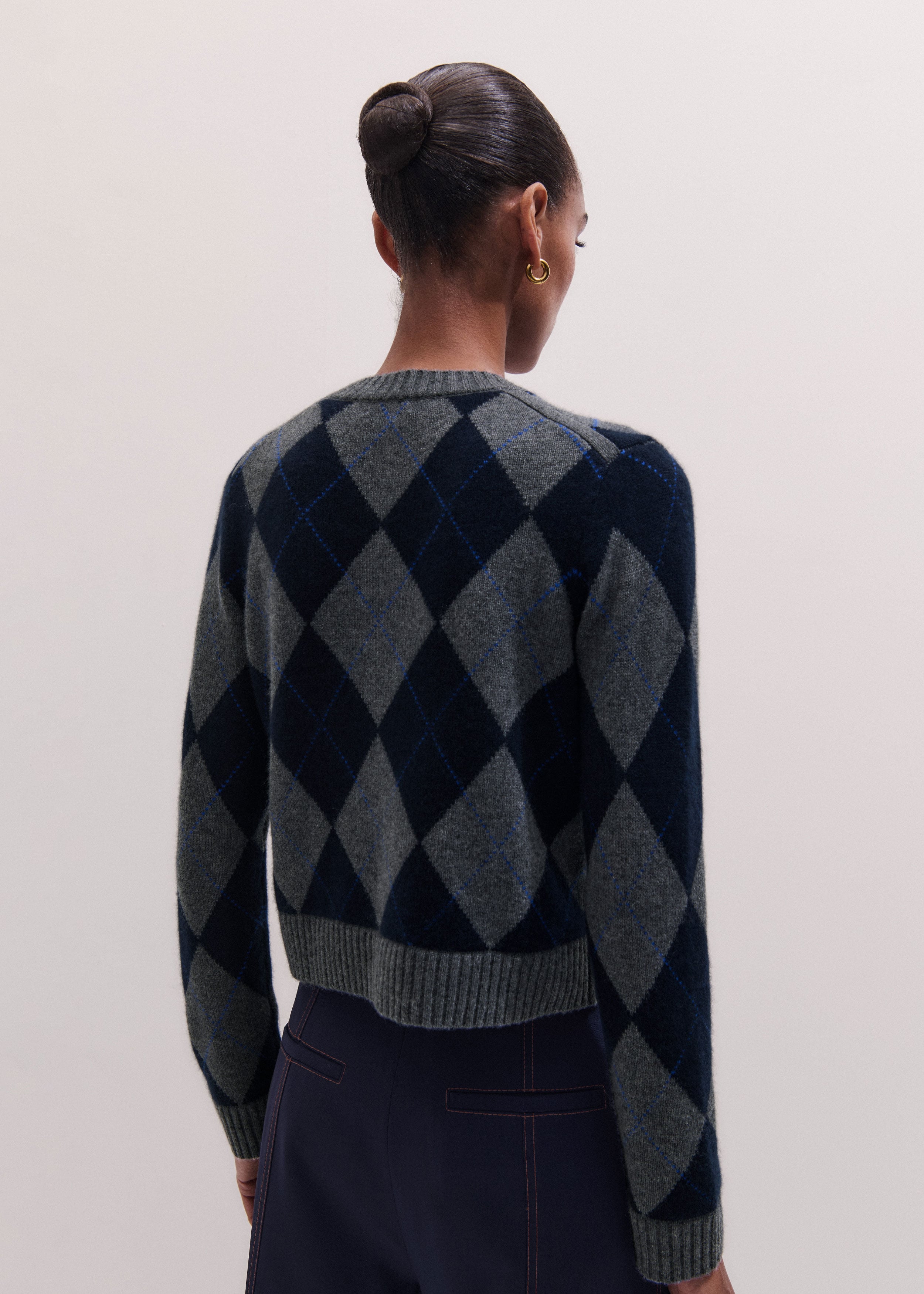 Women's Gray Cashmere Relaxed Argyle Sweater | ME+EM