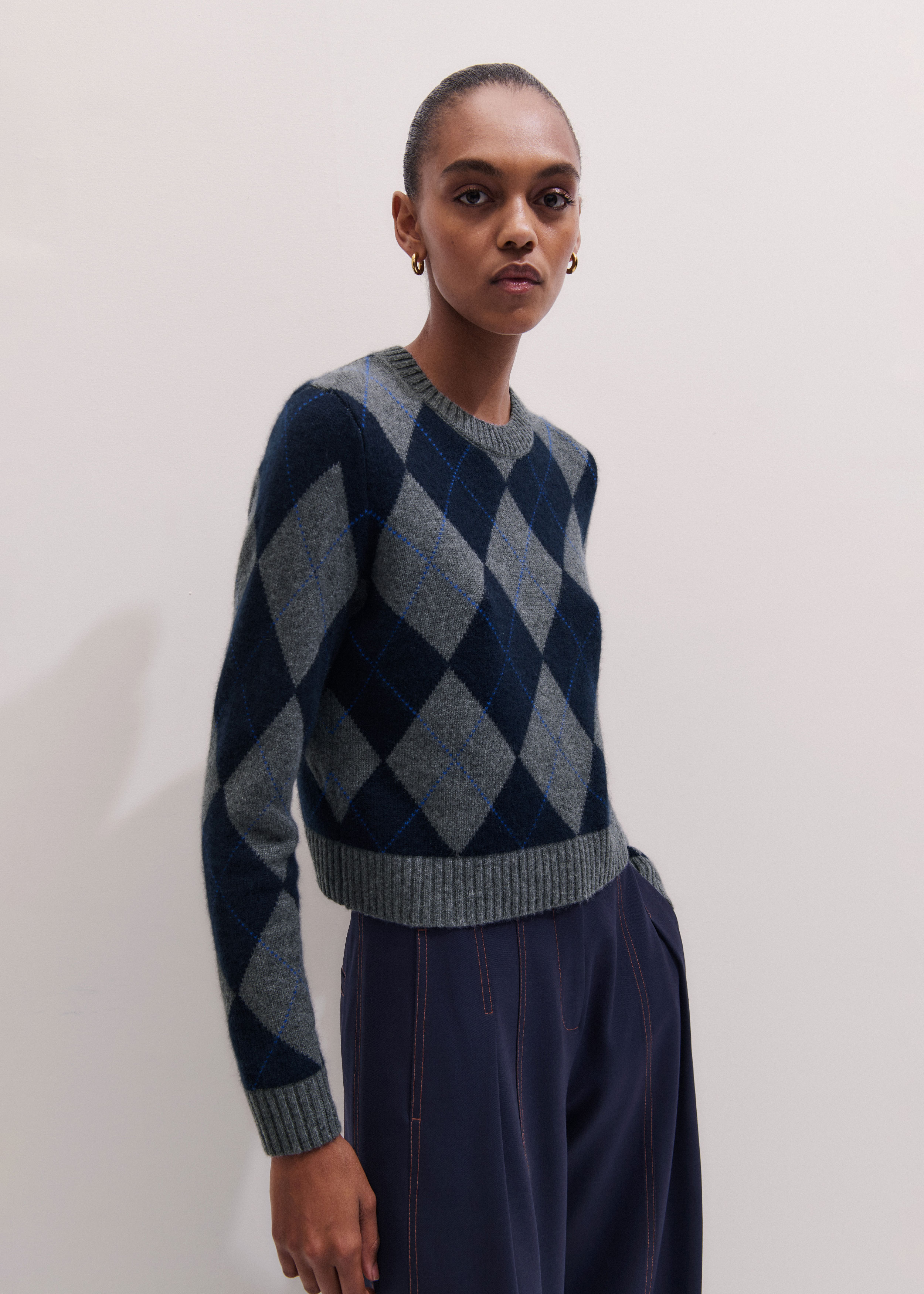 Women's Gray Cashmere Relaxed Argyle Sweater | ME+EM