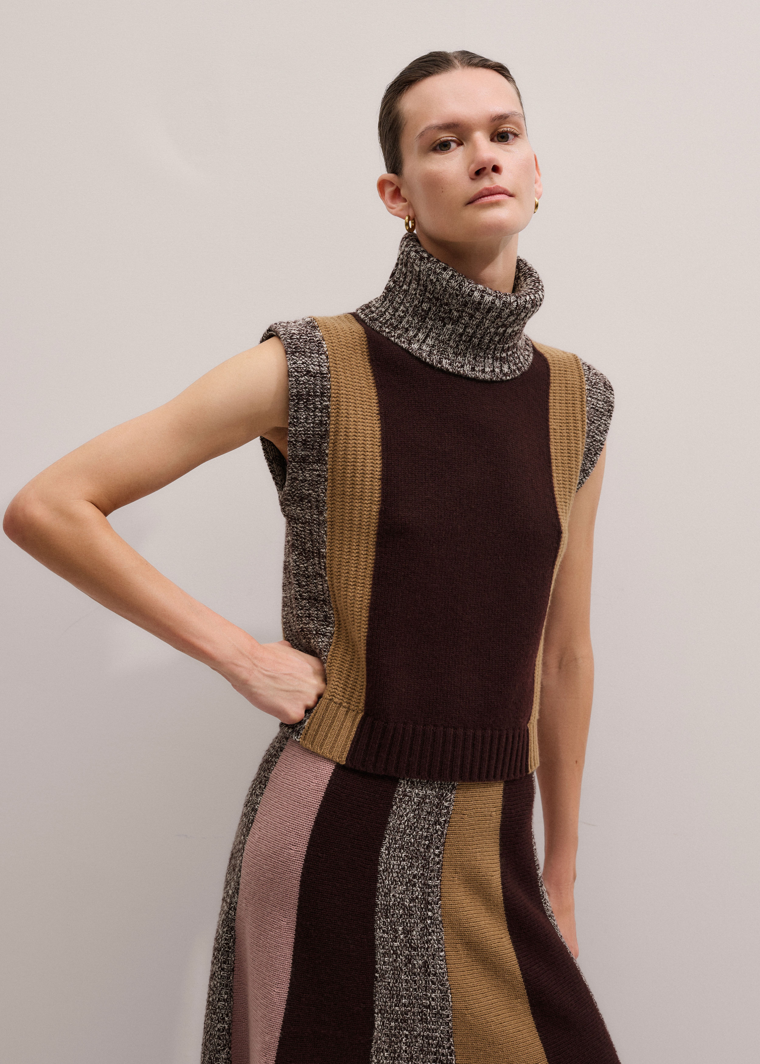 Relaxed Vest + Snood