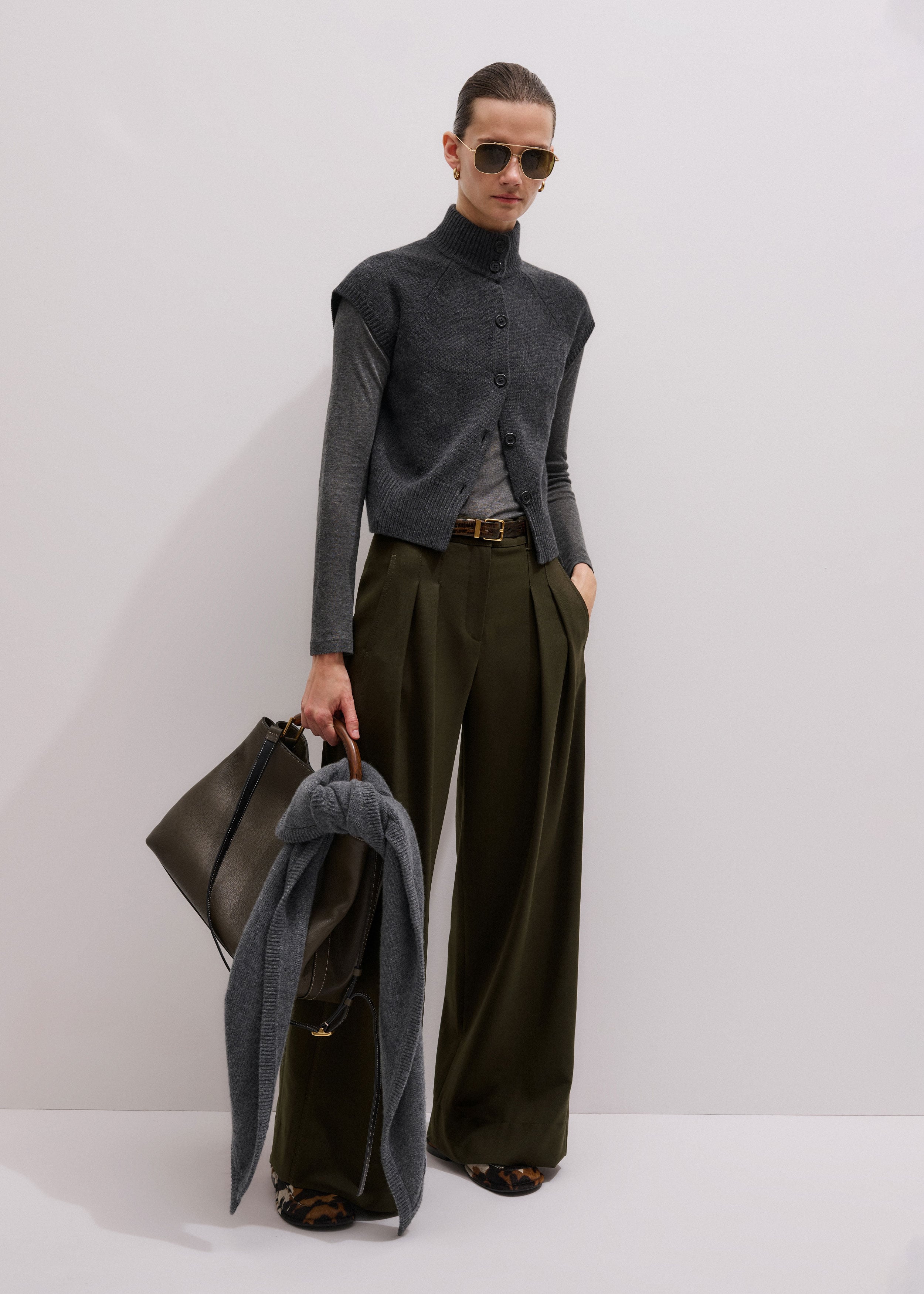 Women's Olive Green Wide-Leg Double Pleat Pant | ME+EM