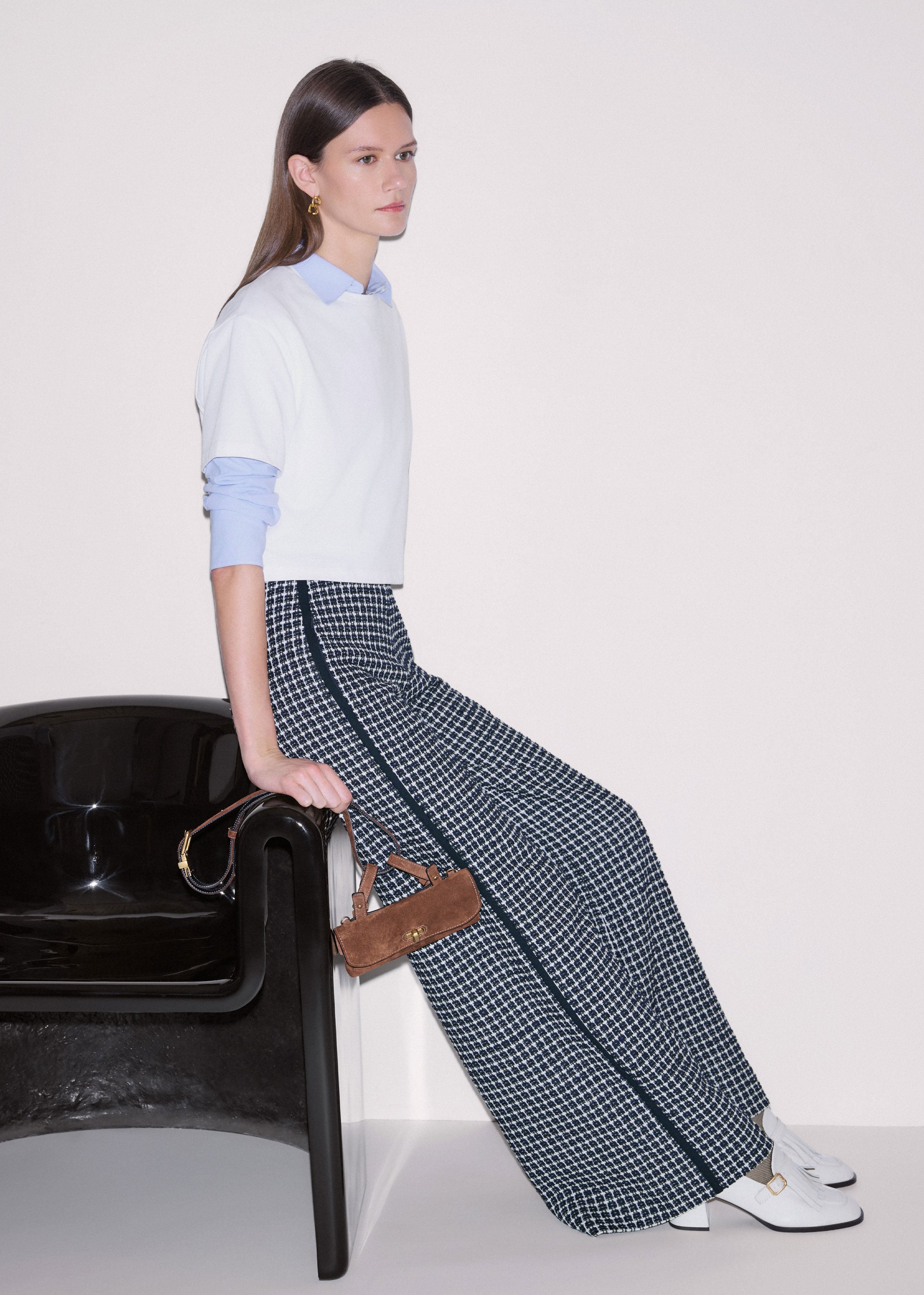 Wide-Leg Trouser