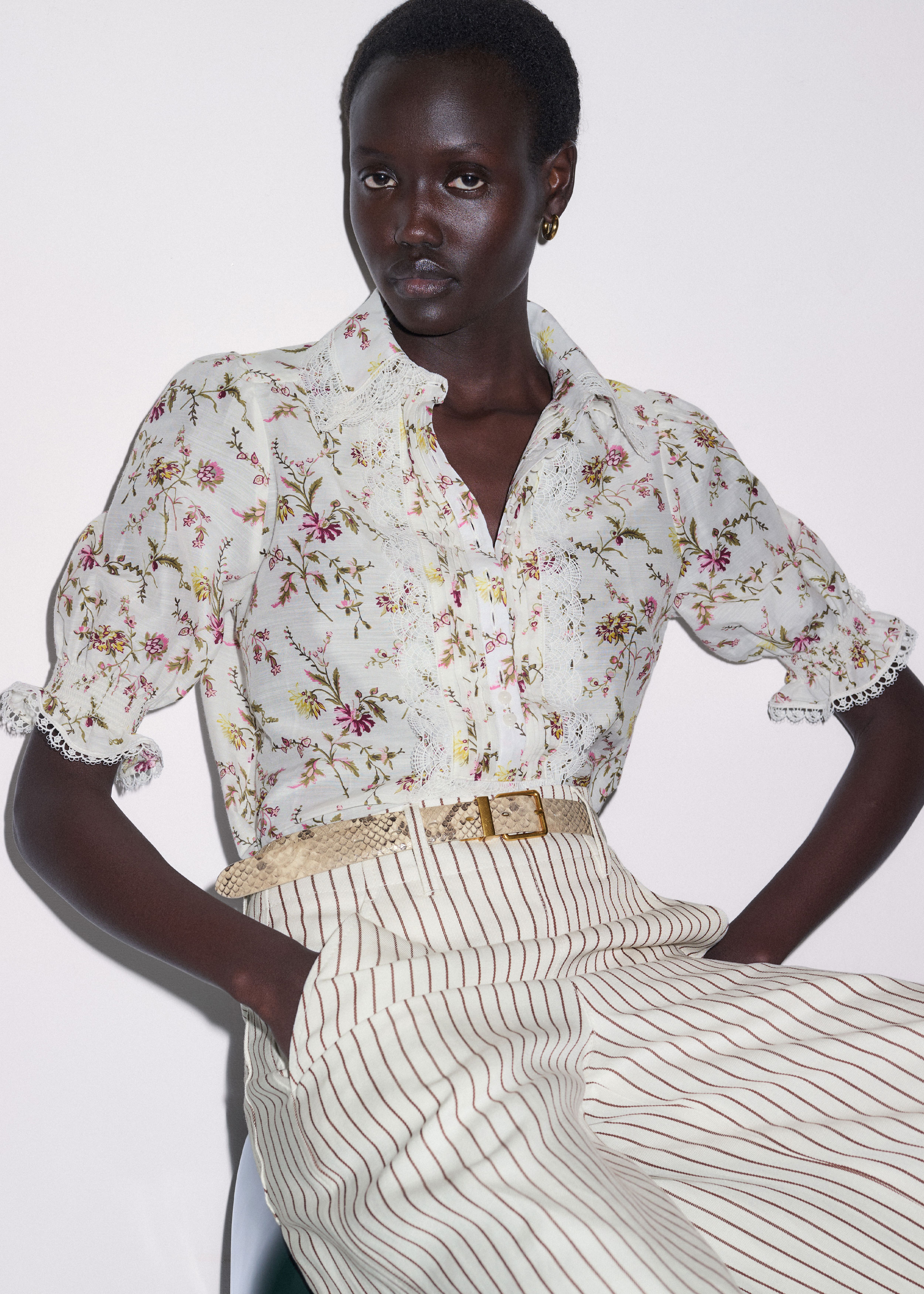 Women's Blue Elaborate Botanical Print Ruffle Straight Blouse | ME+EM