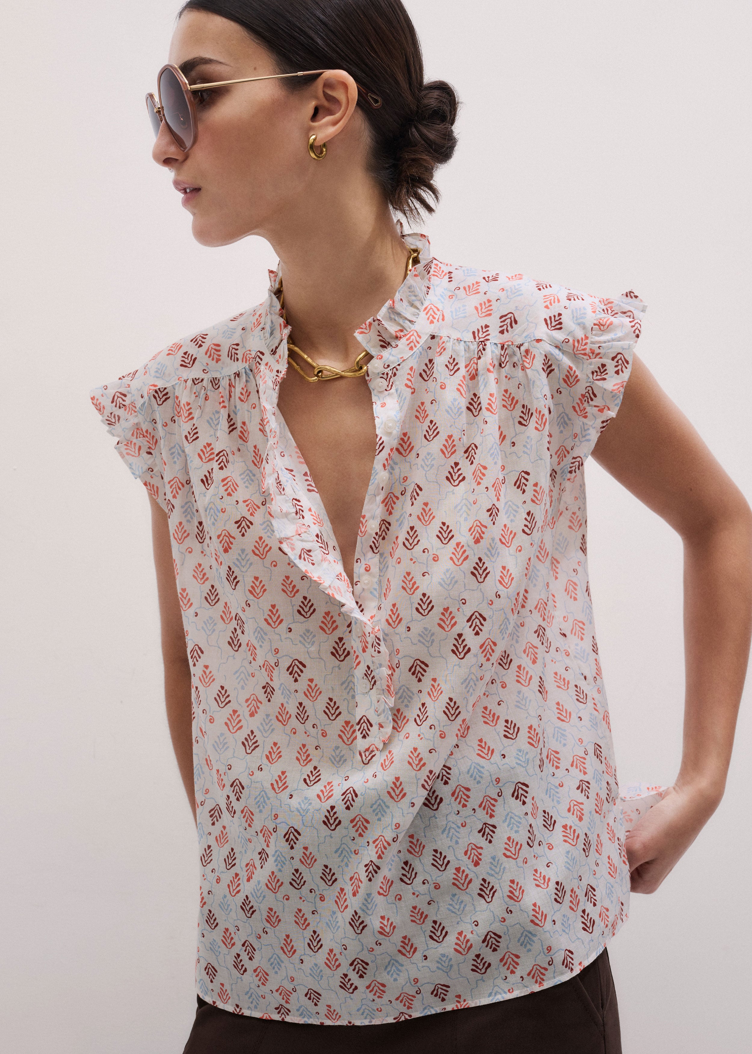 Women's White Cheesecloth Embroidered Swing Top | ME+EM