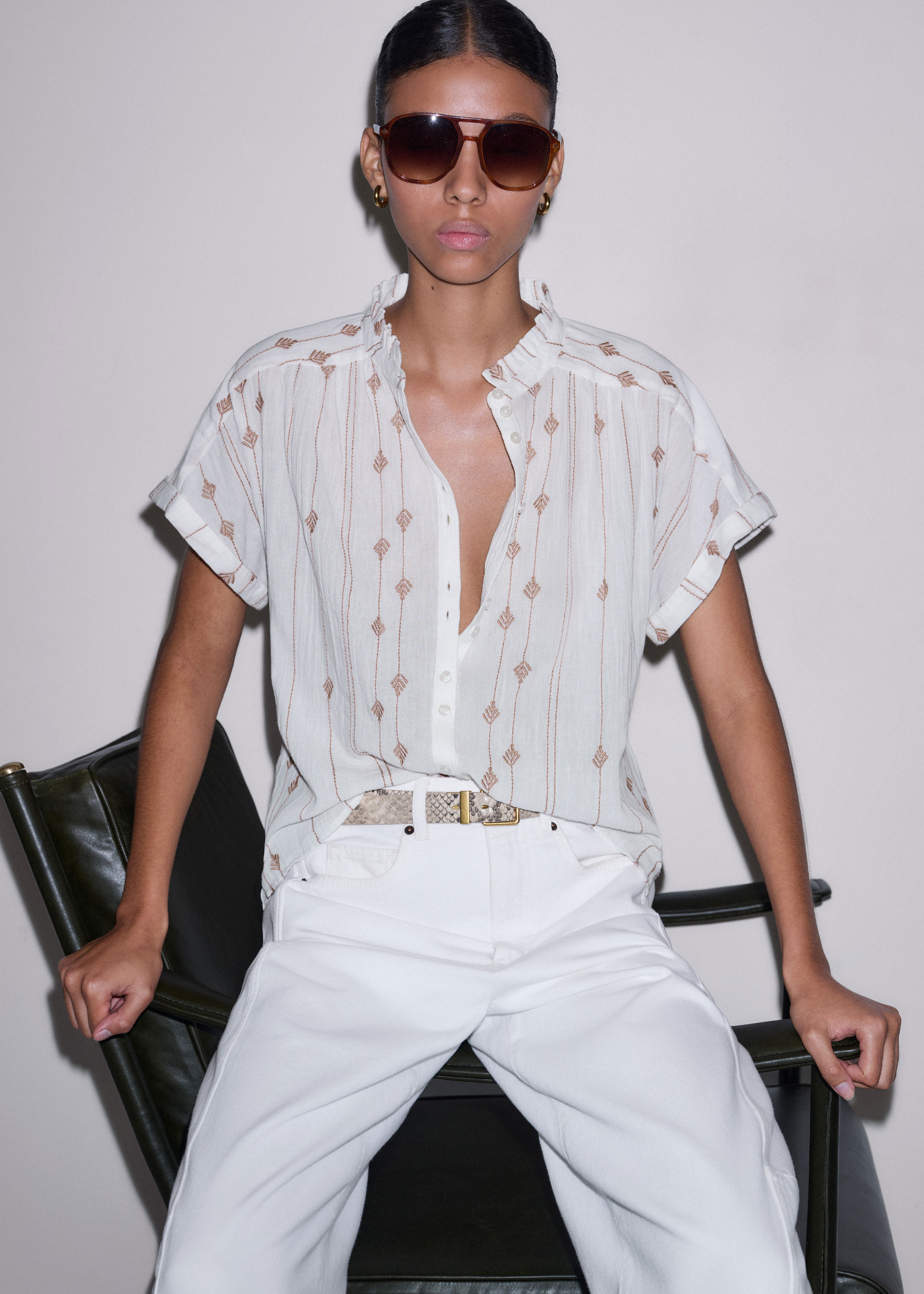 新品】Ameri VINTAGE EMBROIDERY CUFF BLOUSE Women