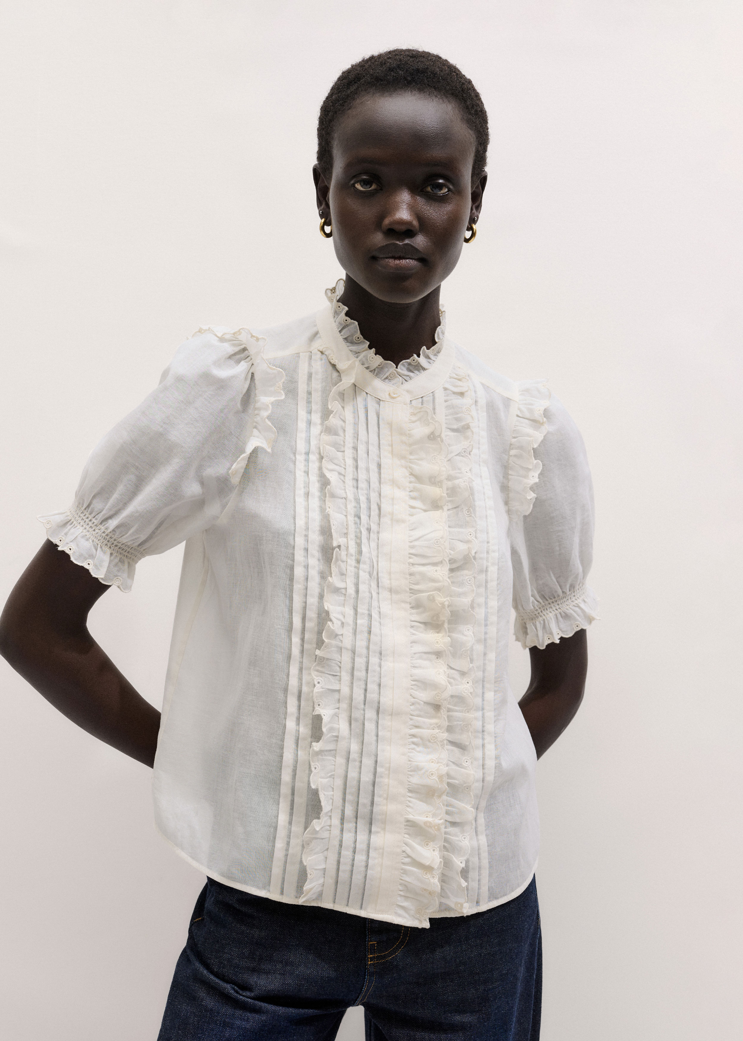 Women's Cream Cotton Broderie Straight Blouse | ME+EM