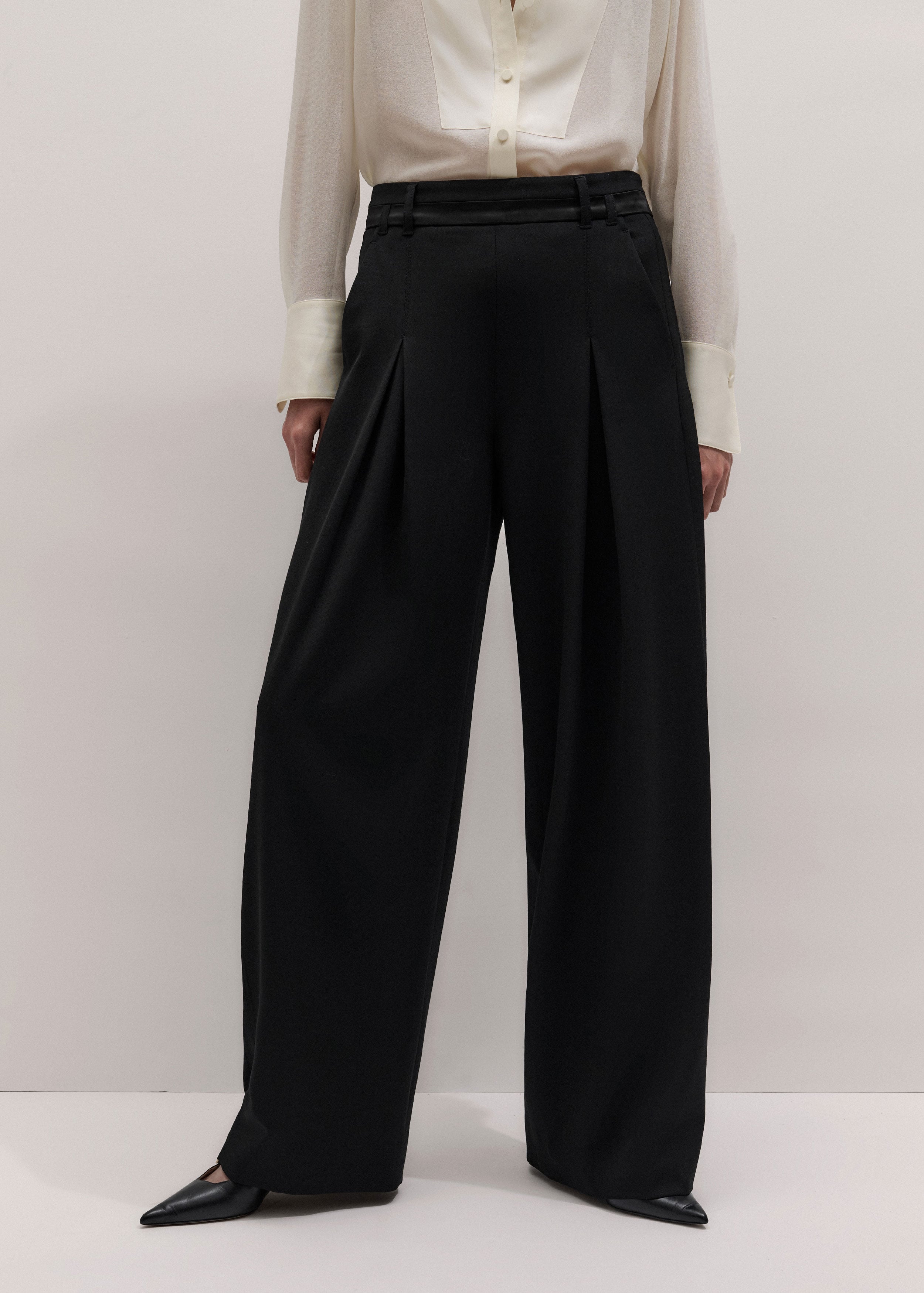Women's Black Tapered Tux Trouser | ME+EM