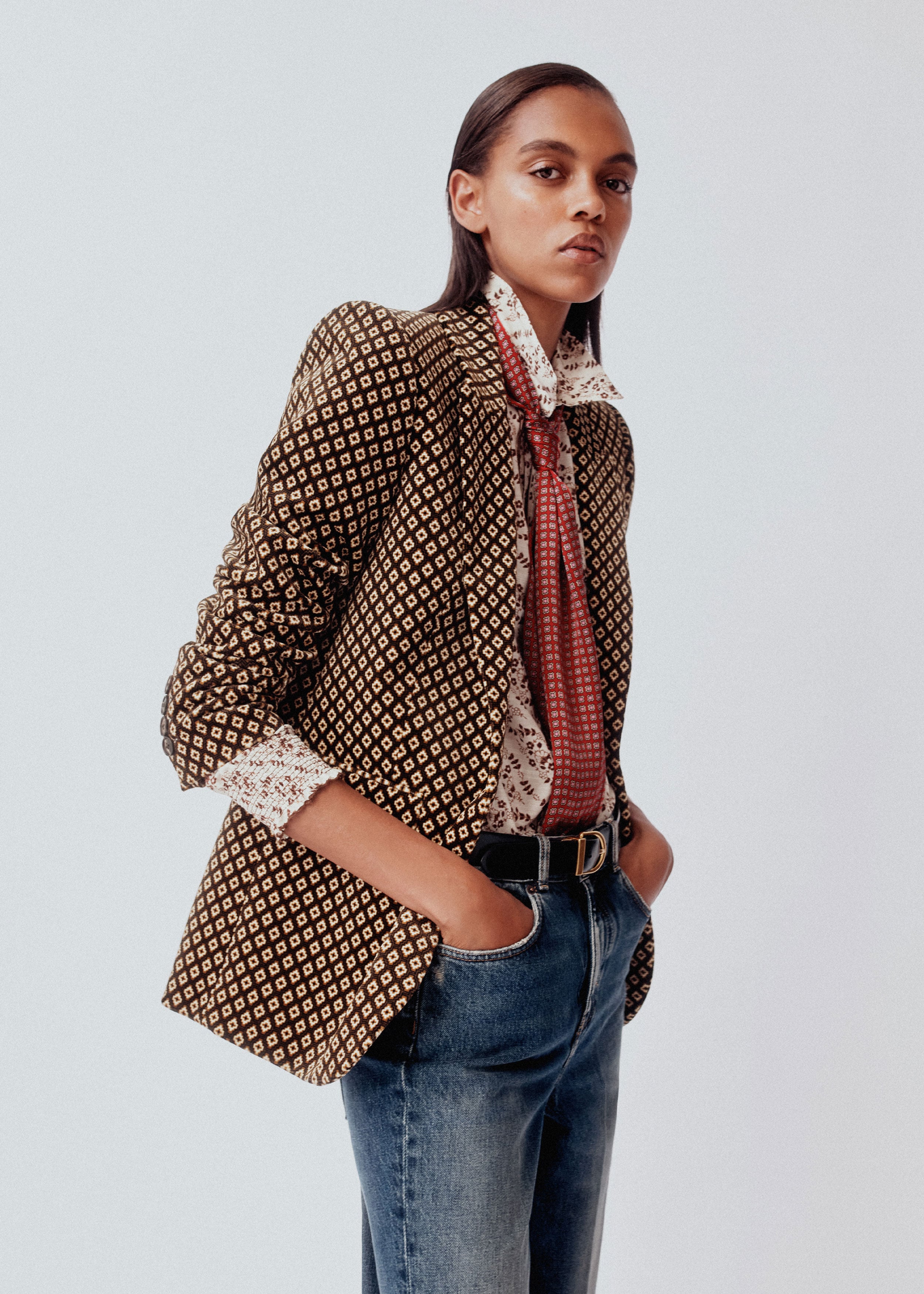 Sharp Shoulder Blazer