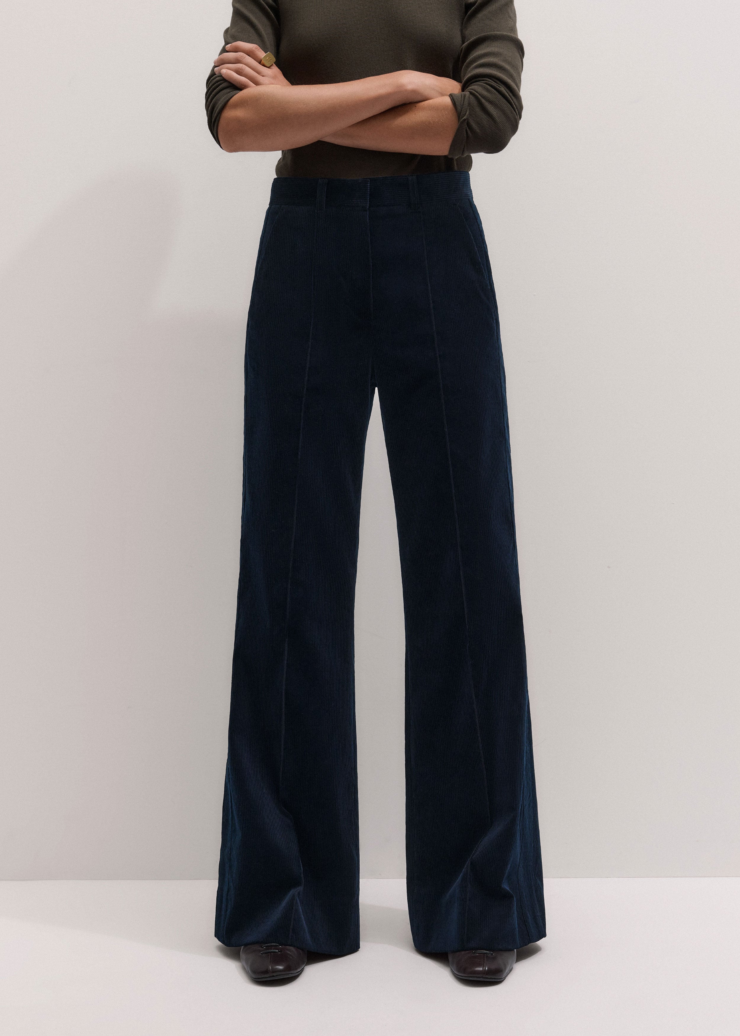 Leg Elongator Pant