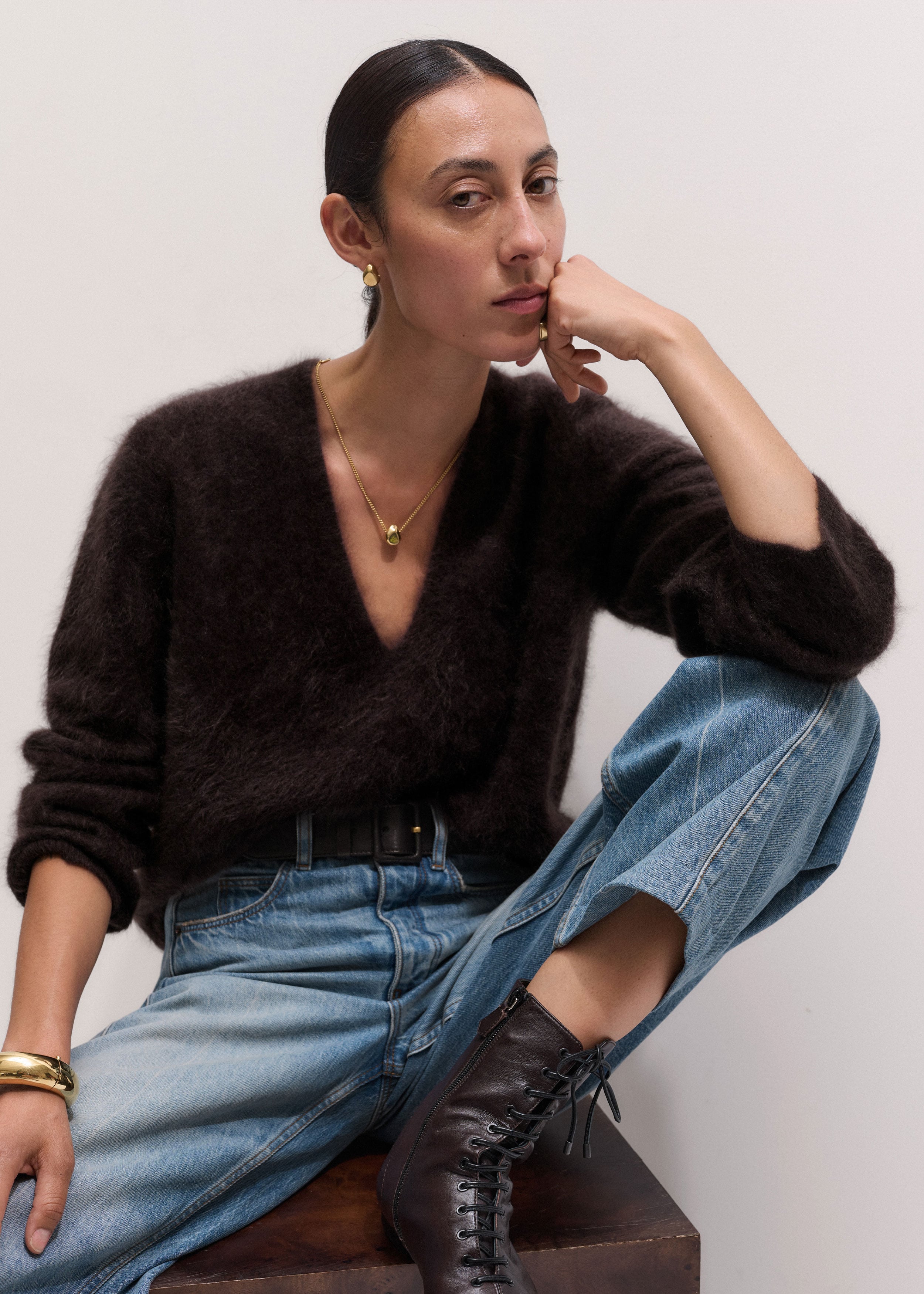 Ultimate Boyfriend Jumper in Brushed Cashmere Relaxed V Neck Jumper Dark Chocolate Brown